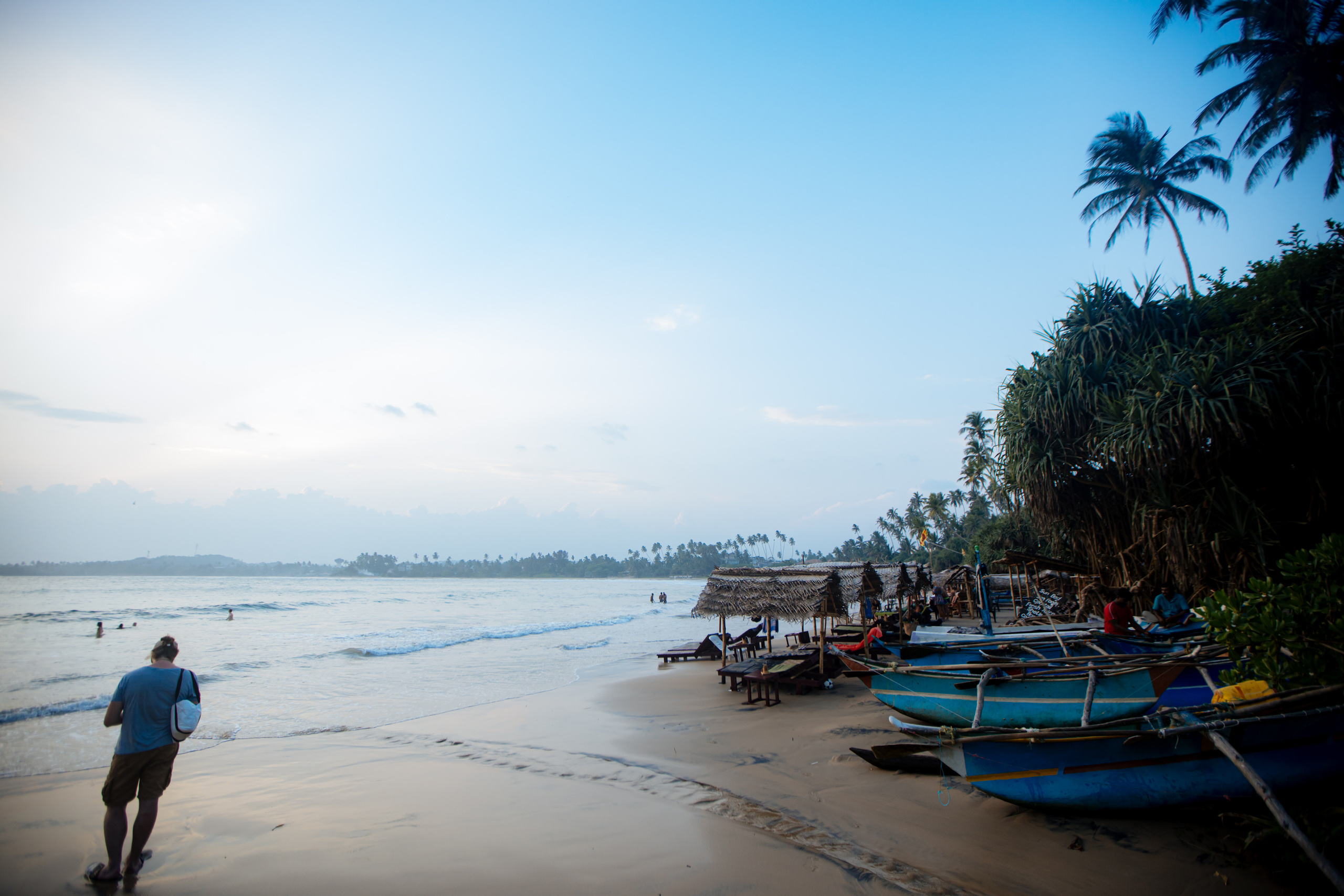 Surf_land. Ведущий на праздник в Москве / Денис Аганин
