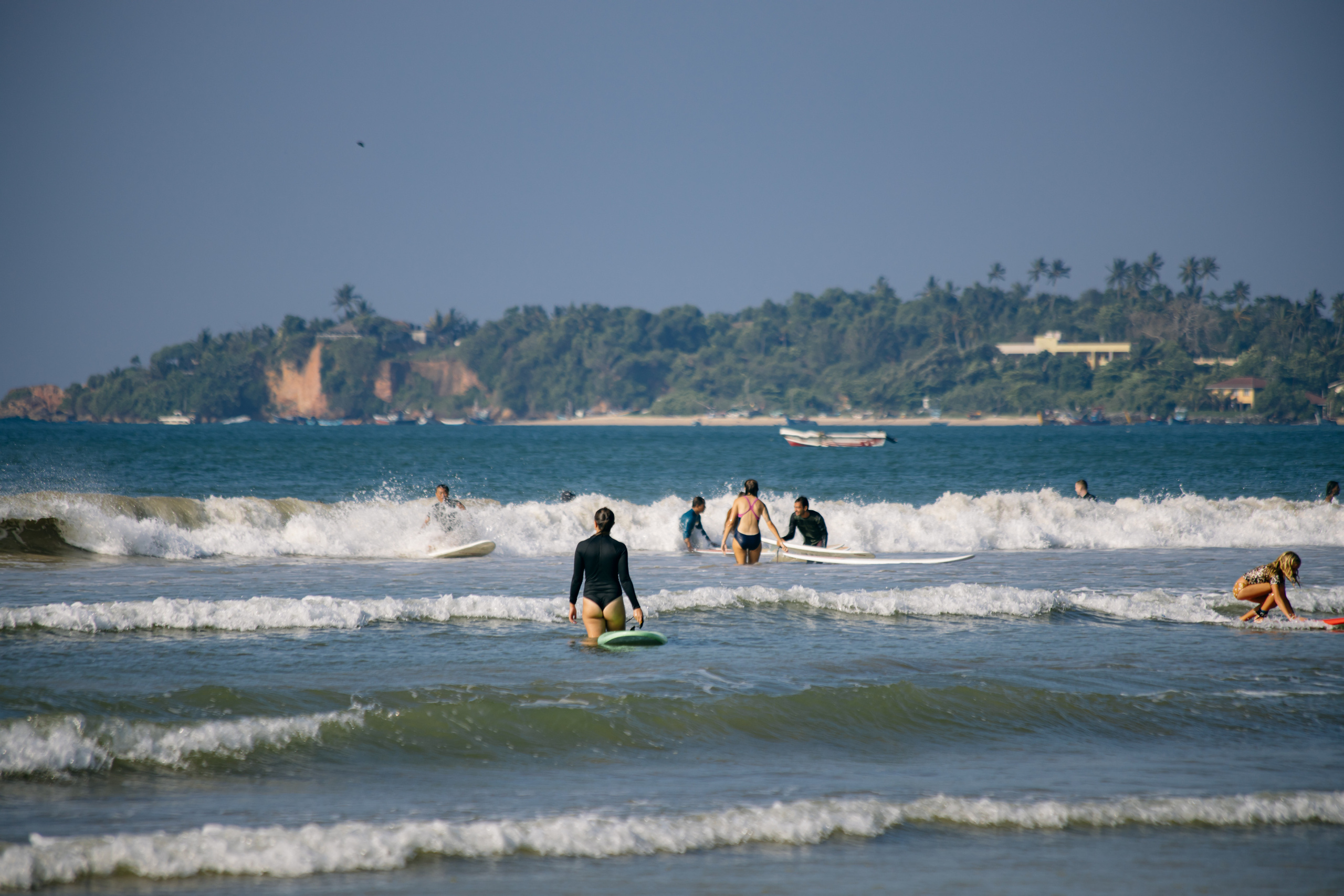 Surf_land. Ведущий на праздник в Москве / Денис Аганин