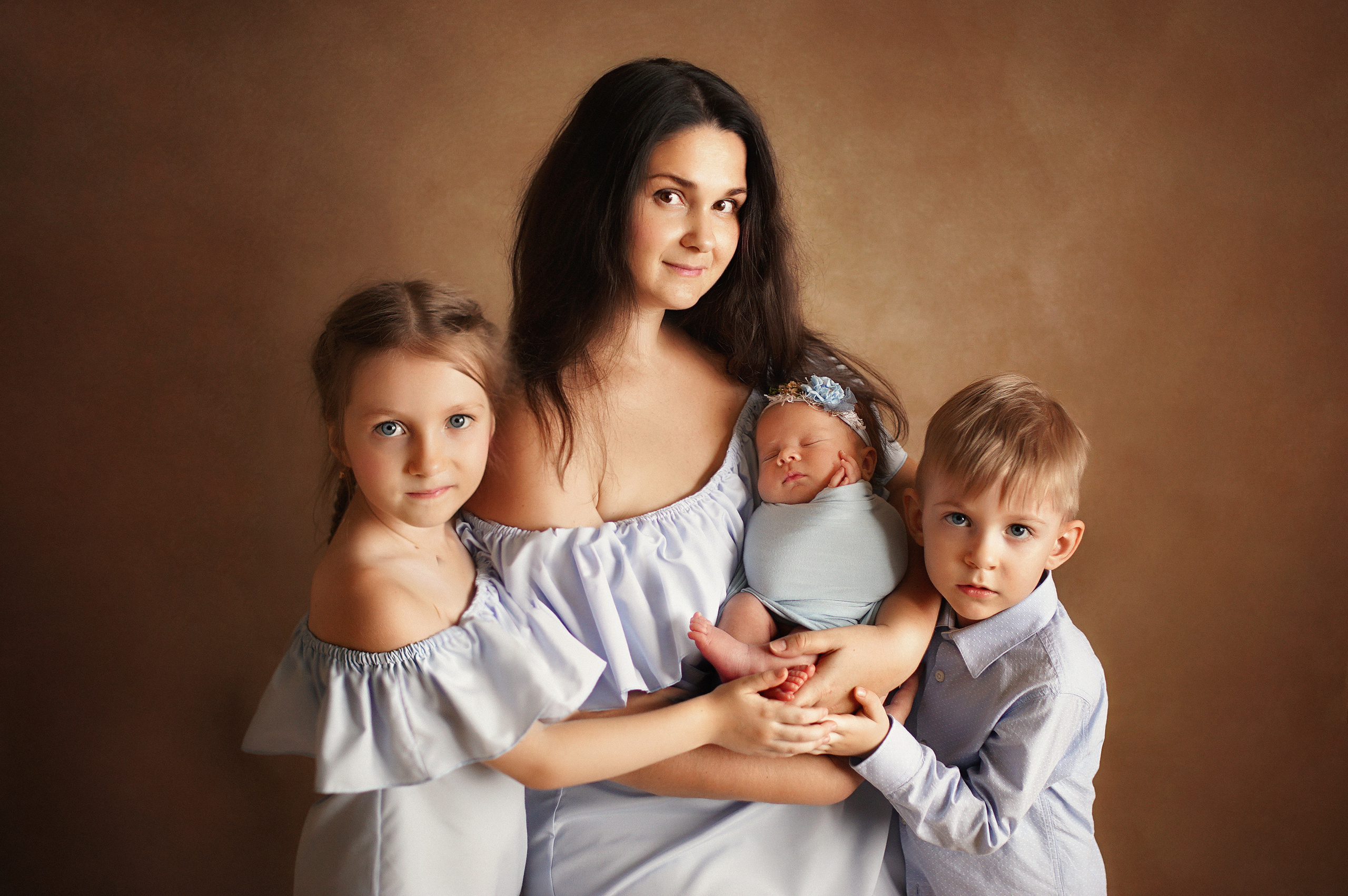 Новорожденные. Фотограф новорожденных беременных в Тюмени Ткачук Татьяна