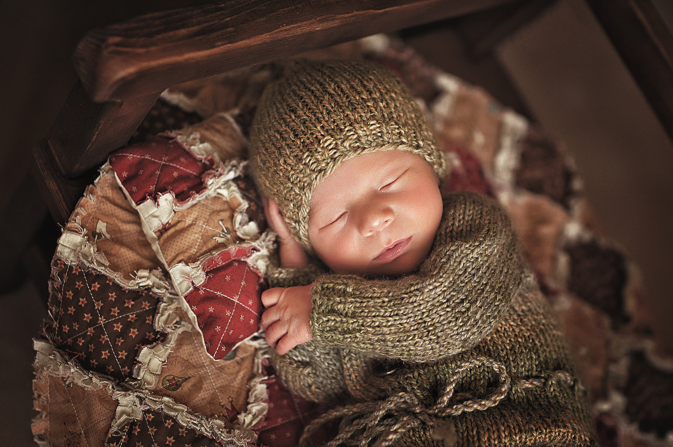 Новорожденные. Фотограф новорожденных беременных в Тюмени Ткачук Татьяна