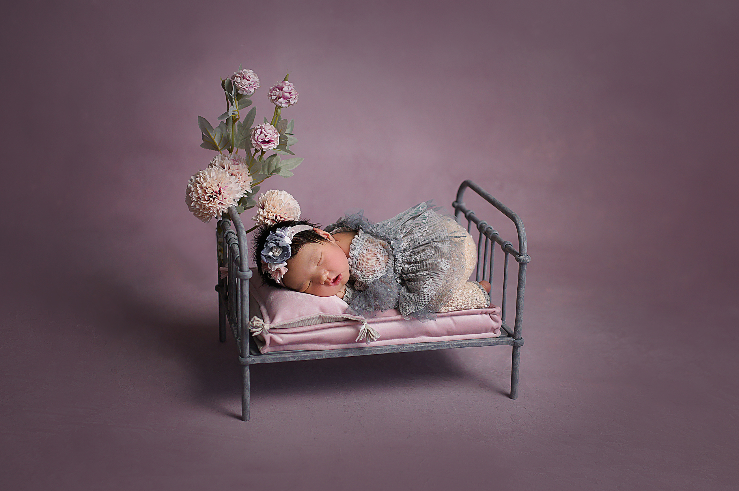 Новорожденные. Фотограф новорожденных беременных в Тюмени Ткачук Татьяна