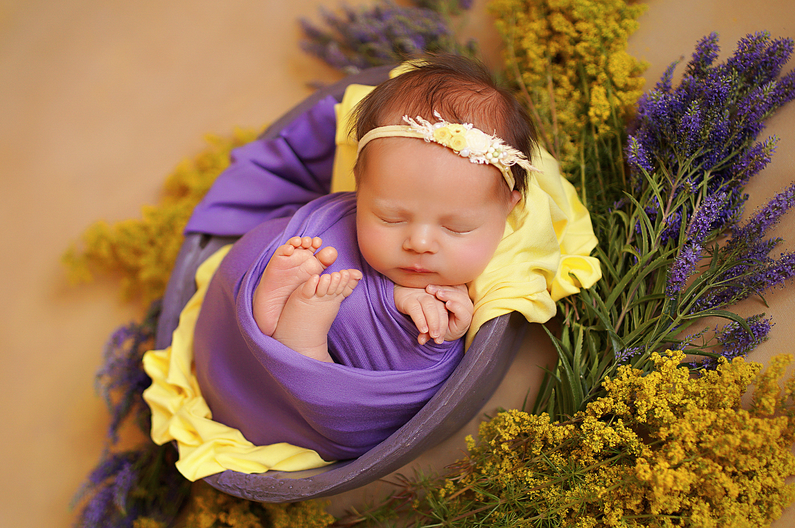 Новорожденные. Фотограф новорожденных беременных в Тюмени Ткачук Татьяна