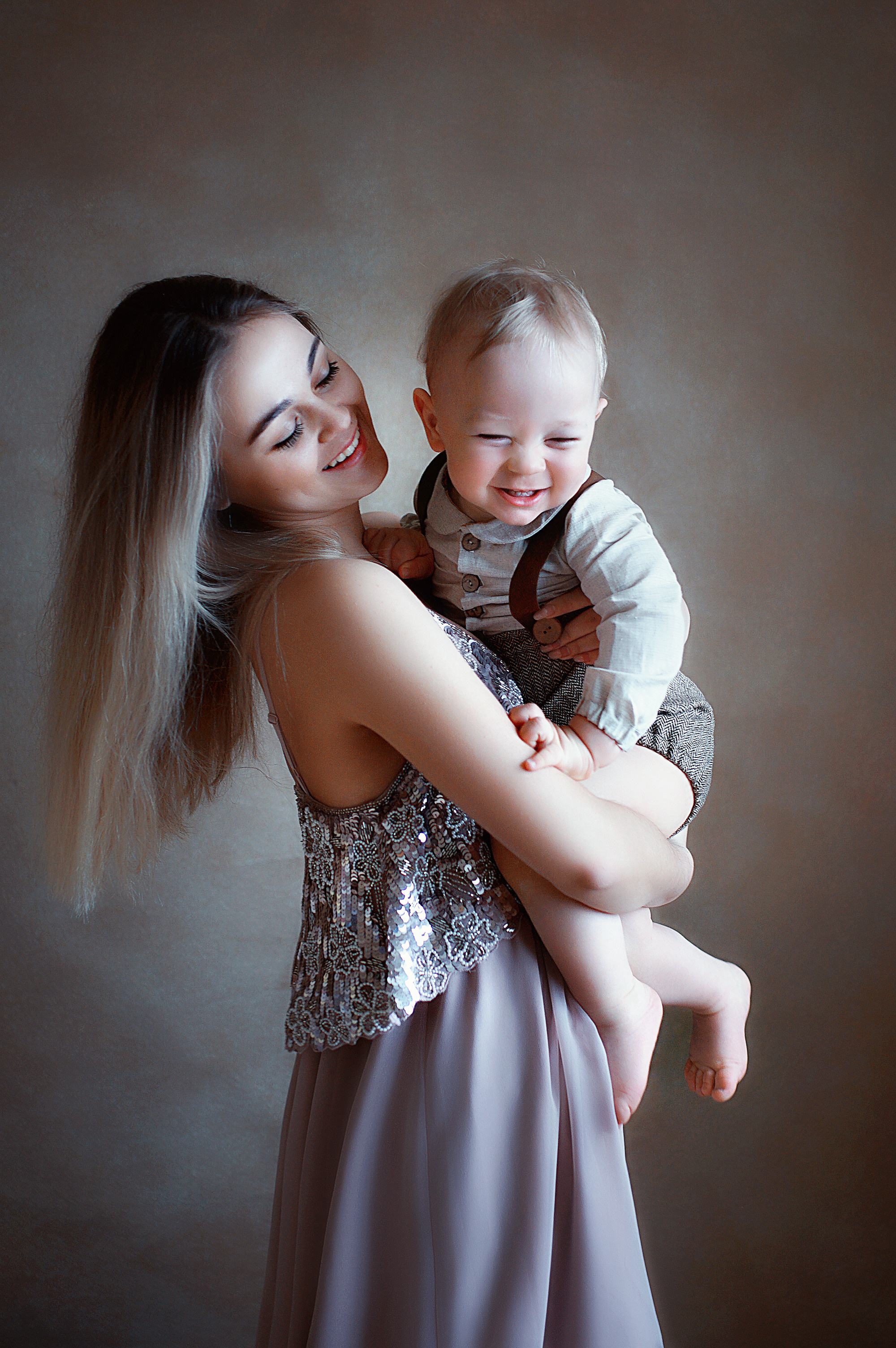 Малыши до 2-х лет. Фотограф новорожденных беременных в Тюмени Ткачук Татьяна