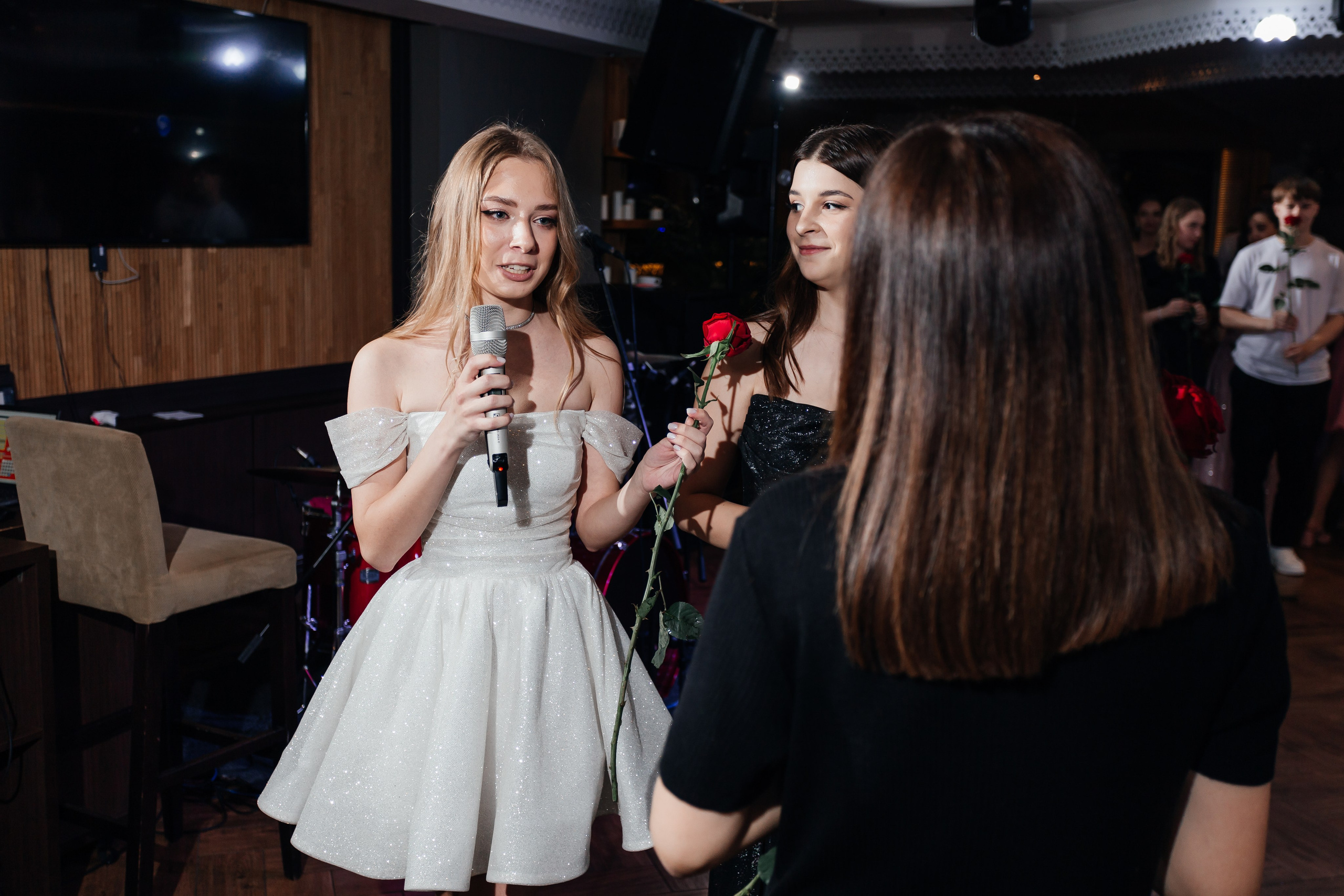 Выпускной 11 «А». Школа № 42. Свадебный фотограф в Краснодаре Николай Крауз