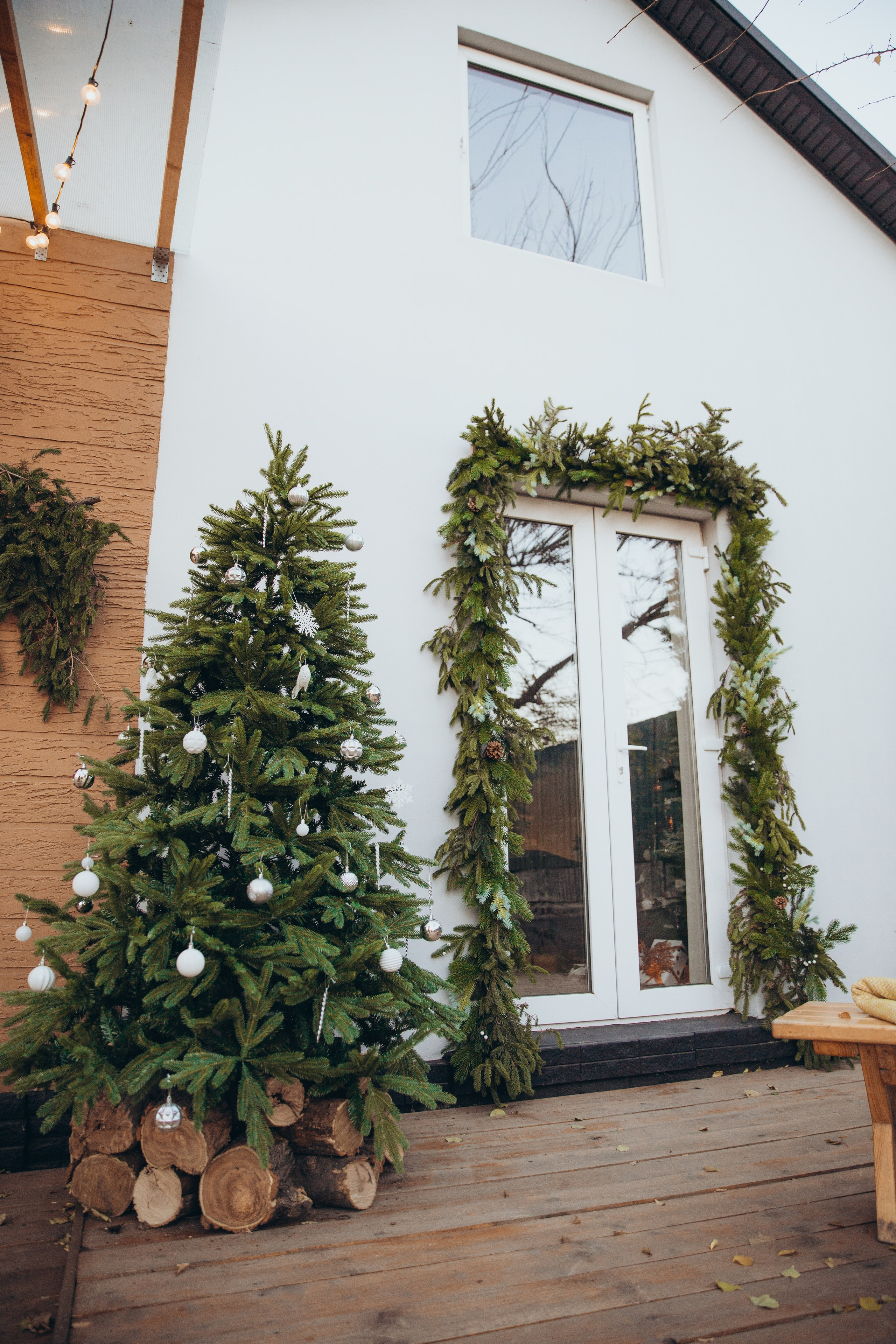 Уличная локация «ТЕРАССА». Фотостудия в Мариуполе «Берлога»