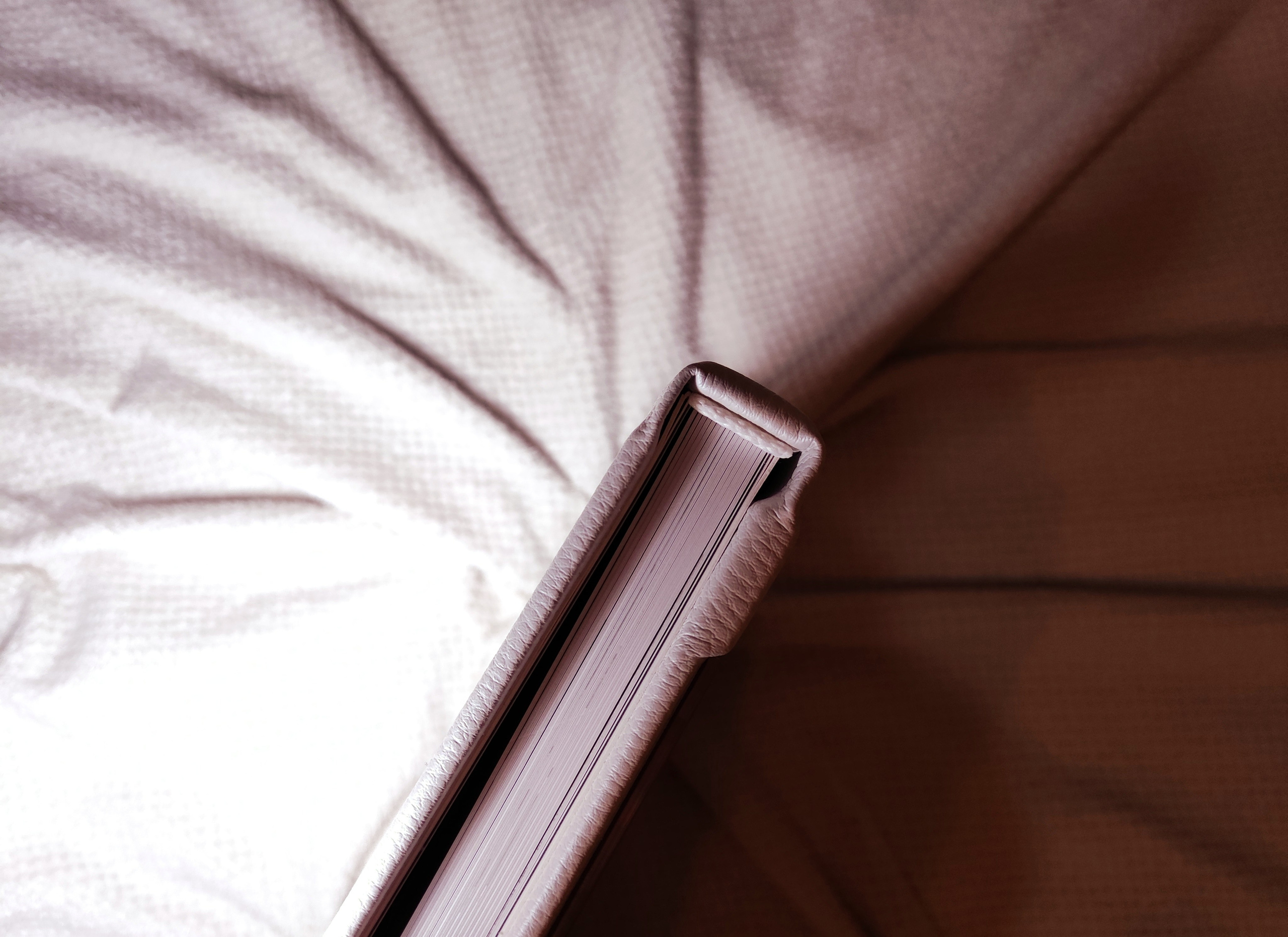 Книга коллекции Cristal