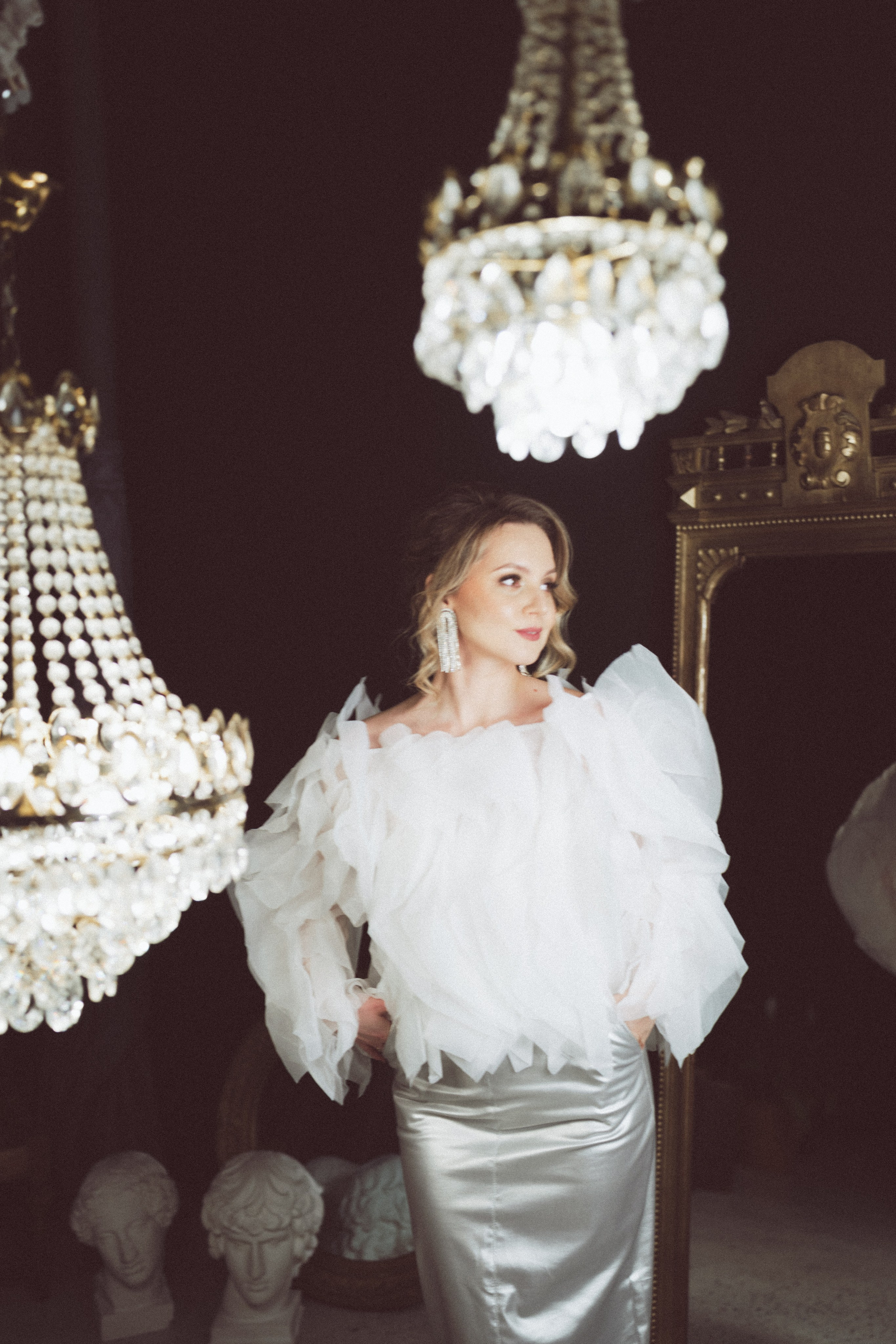 НОВОГОДНЯЯ ФОТОСЕСИИЯ В СТУДИИ ДЛЯ ДЕВУШКИ И ПРОГУЛКА ПО ЧЕРНЫШЕВСКОЙ. Профессиональный фотограф, Санкт-Петербург — Виктория Богомолова