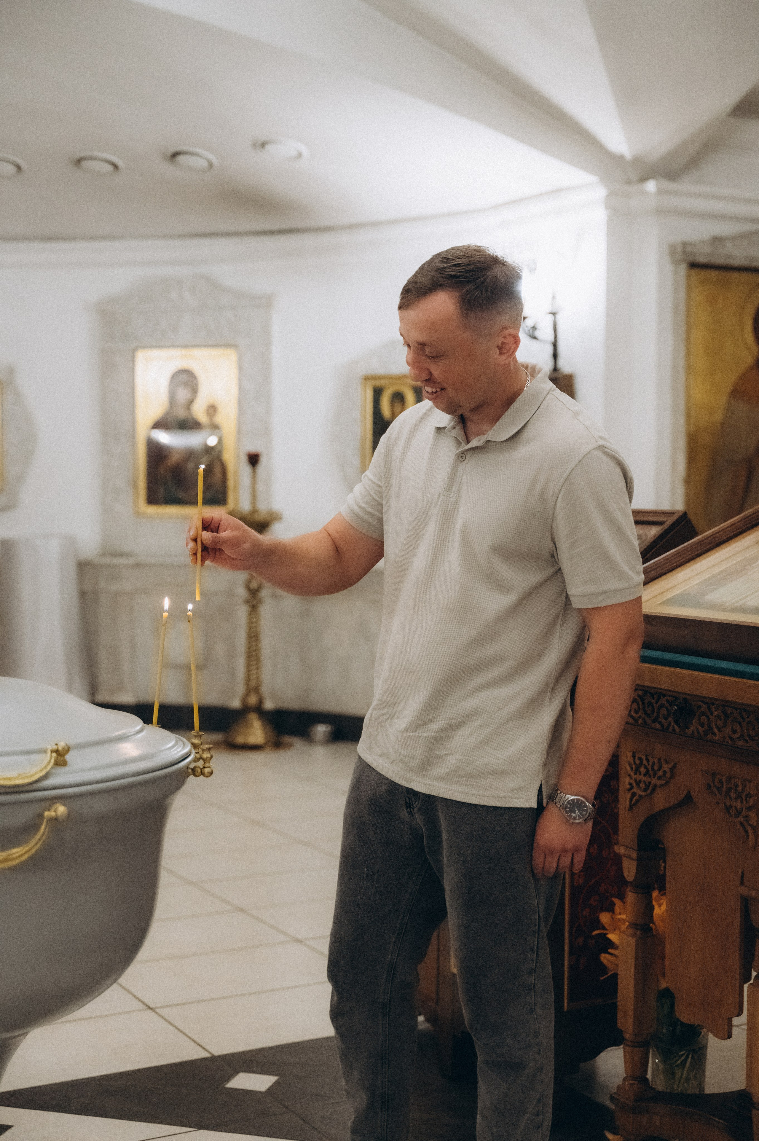 Крещение Владиславы (Криптовый храм в честь собора Новомучеников и Исповедников земли Белорусской). Семейный фотограф в Минске Дарья Дреко