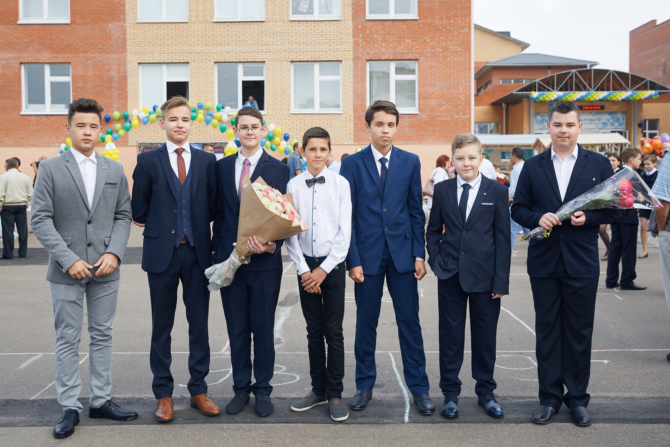 Школа Родники 9 класс. Александр Осин — корпоративный и семейный фотограф в Москве