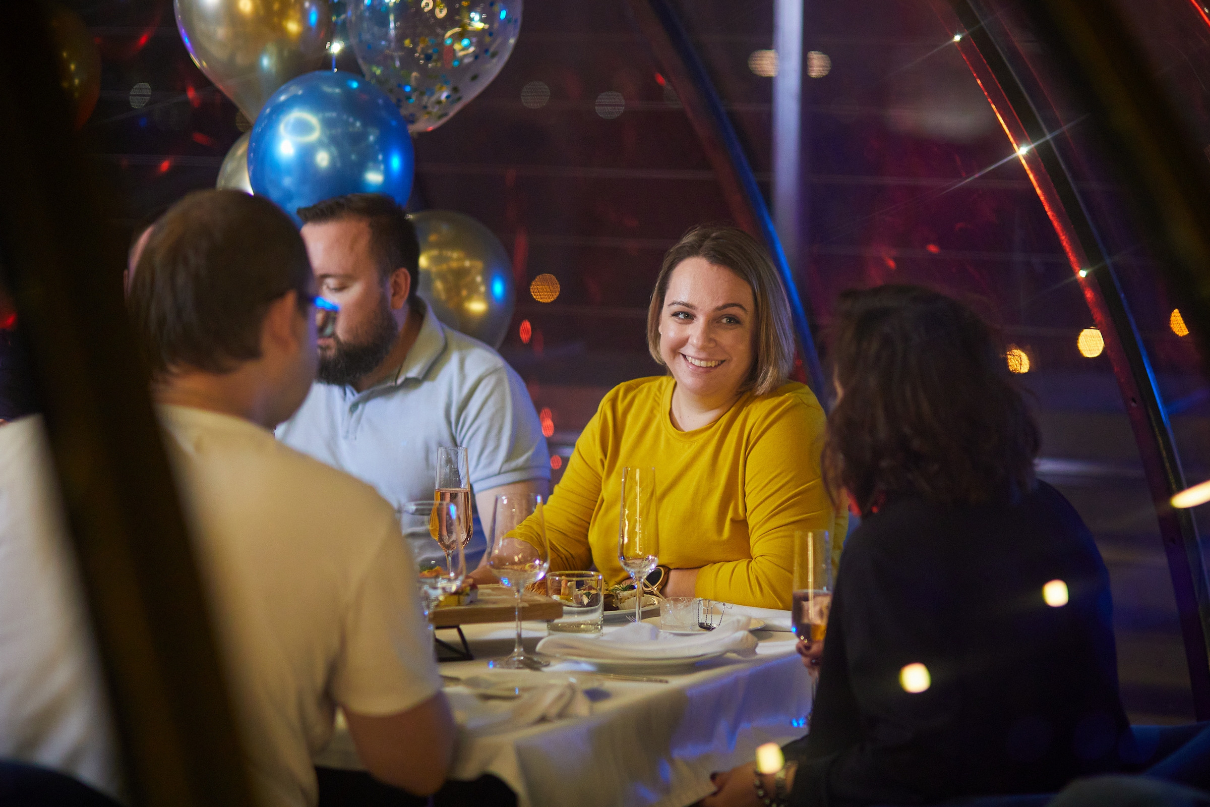 День Рождения 35 лет в «Igloobar». Александр Осин — корпоративный и семейный фотограф в Москве