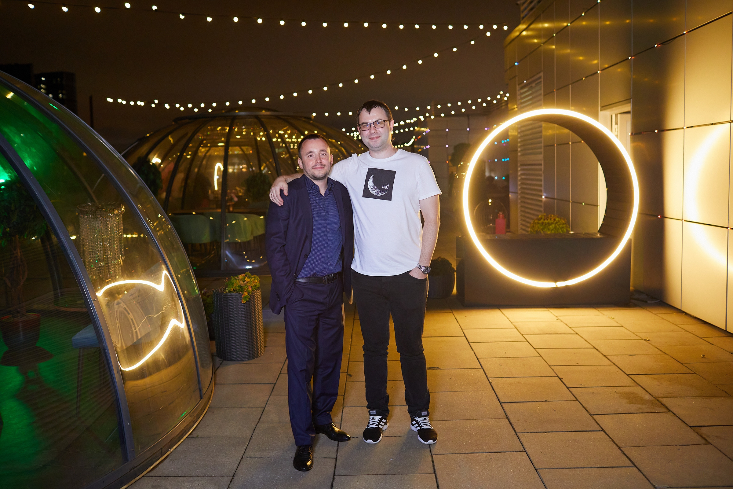 День Рождения 35 лет в «Igloobar». Александр Осин — корпоративный и семейный фотограф в Москве