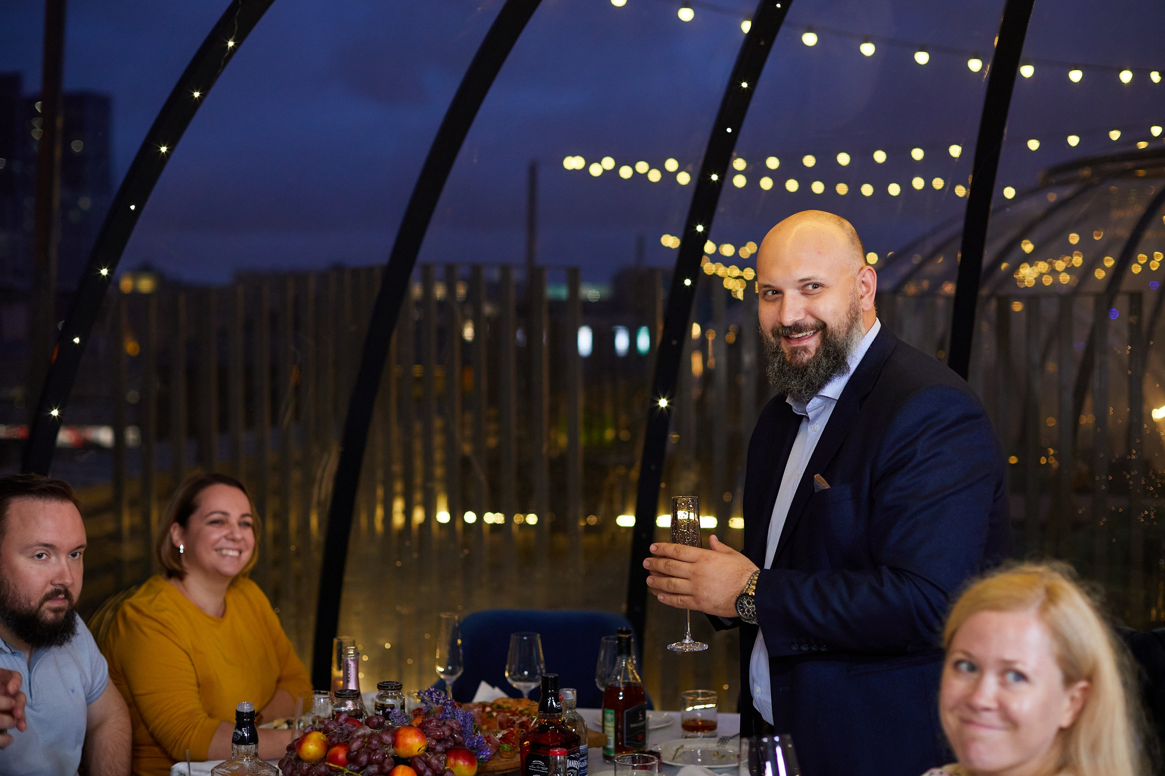 День Рождения 35 лет в «Igloobar». Александр Осин — корпоративный и семейный фотограф в Москве