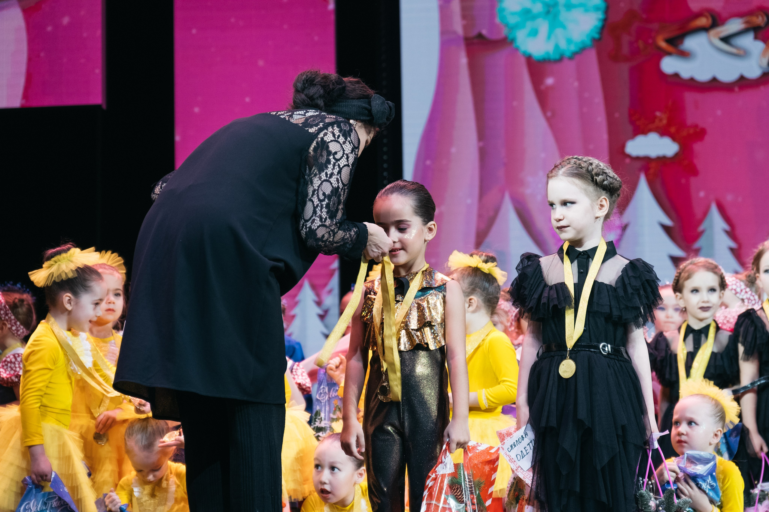 СурГУ 23.12.23. Репортажный и свадебный фотограф в Сургуте