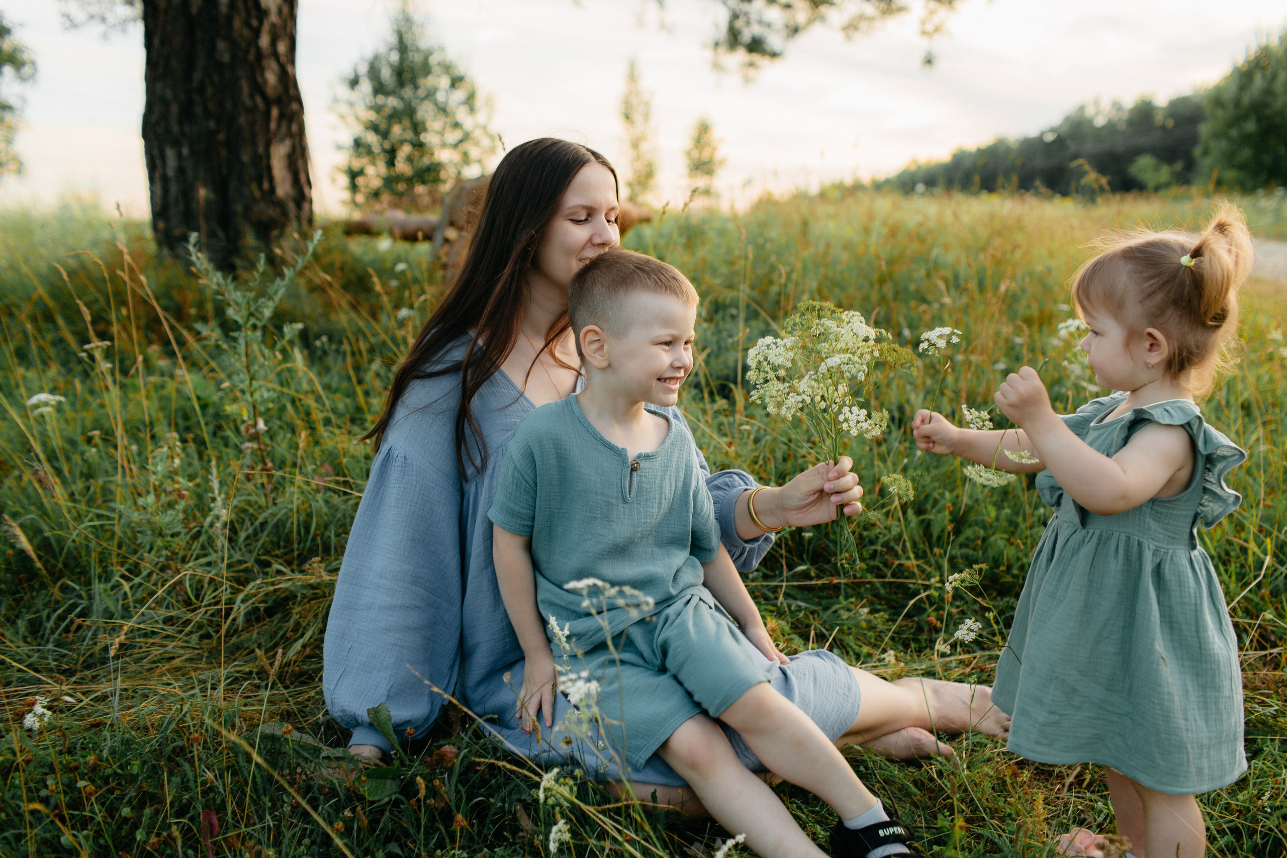 Никита, Настя, Добрыня и Злата. Свадебный и семейный фотограф Иваново Елена Угодина