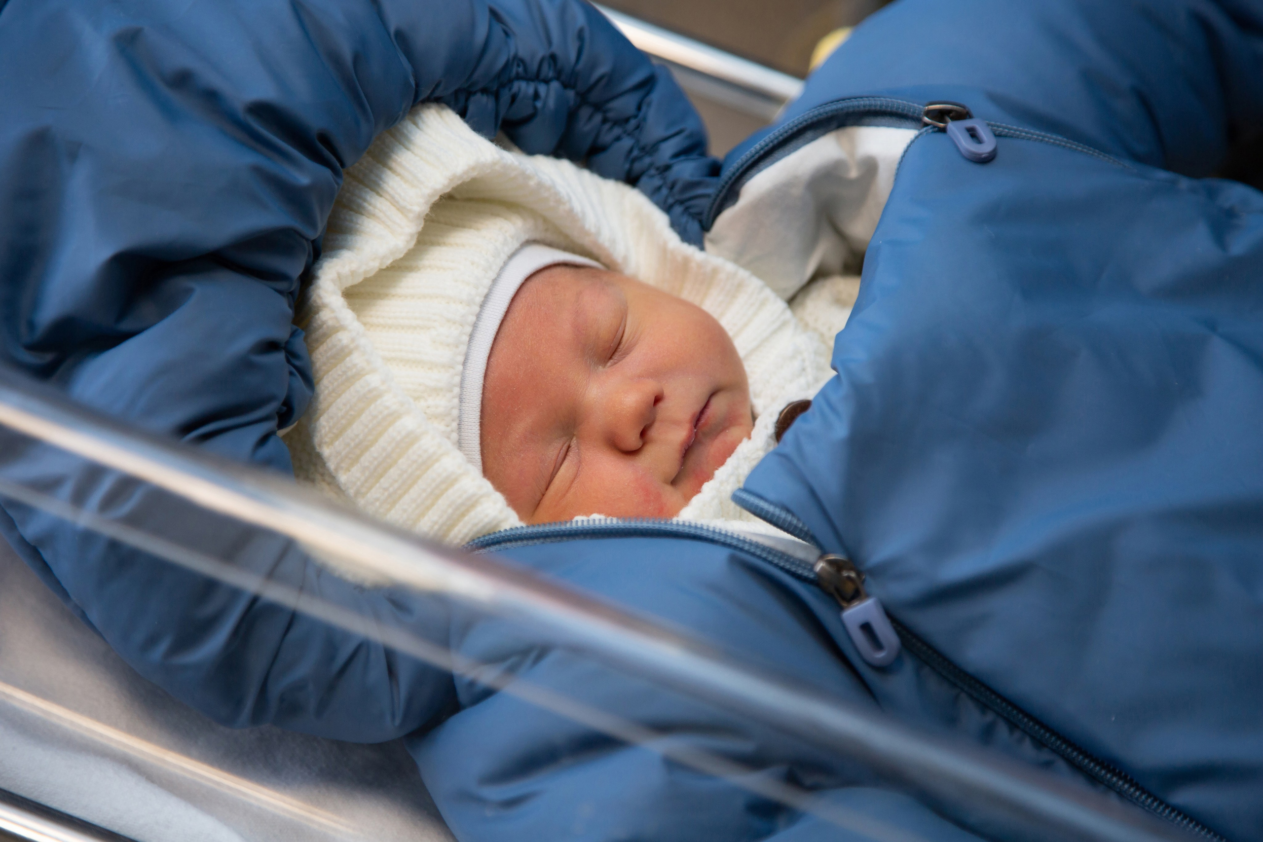 Фотосессия выписки из роддома Лахты. Татьяна Нагорнова — семейный фотограф в Санкт-Петербурге