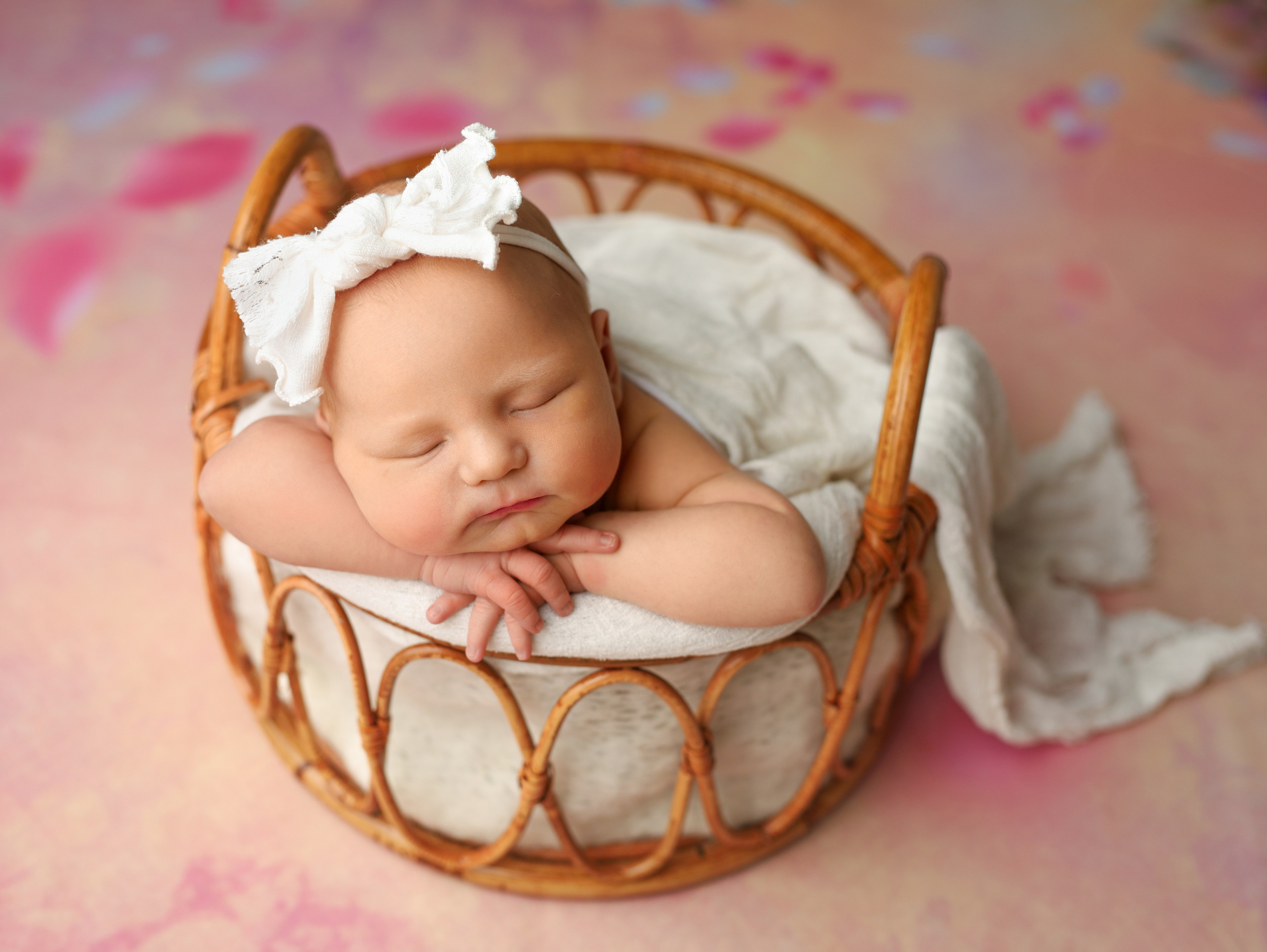 Newborn. Фотограф новорождённых в Казани Нейля Гильмутдинова ньюборн