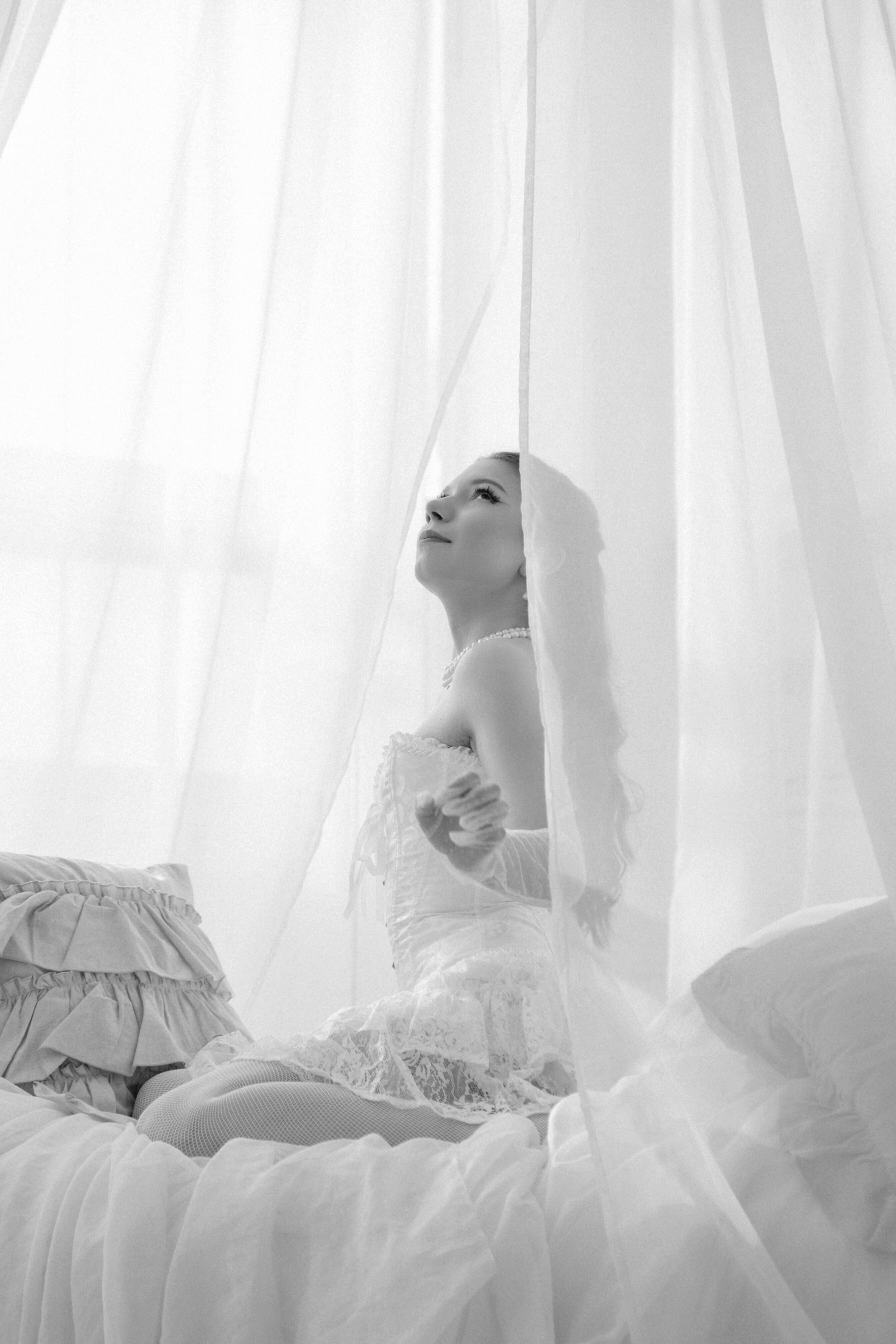 Марина. Фотосессия в студии, винтаж, женская съемка. Фотограф Ксения Третьякова, Санкт-Петербург