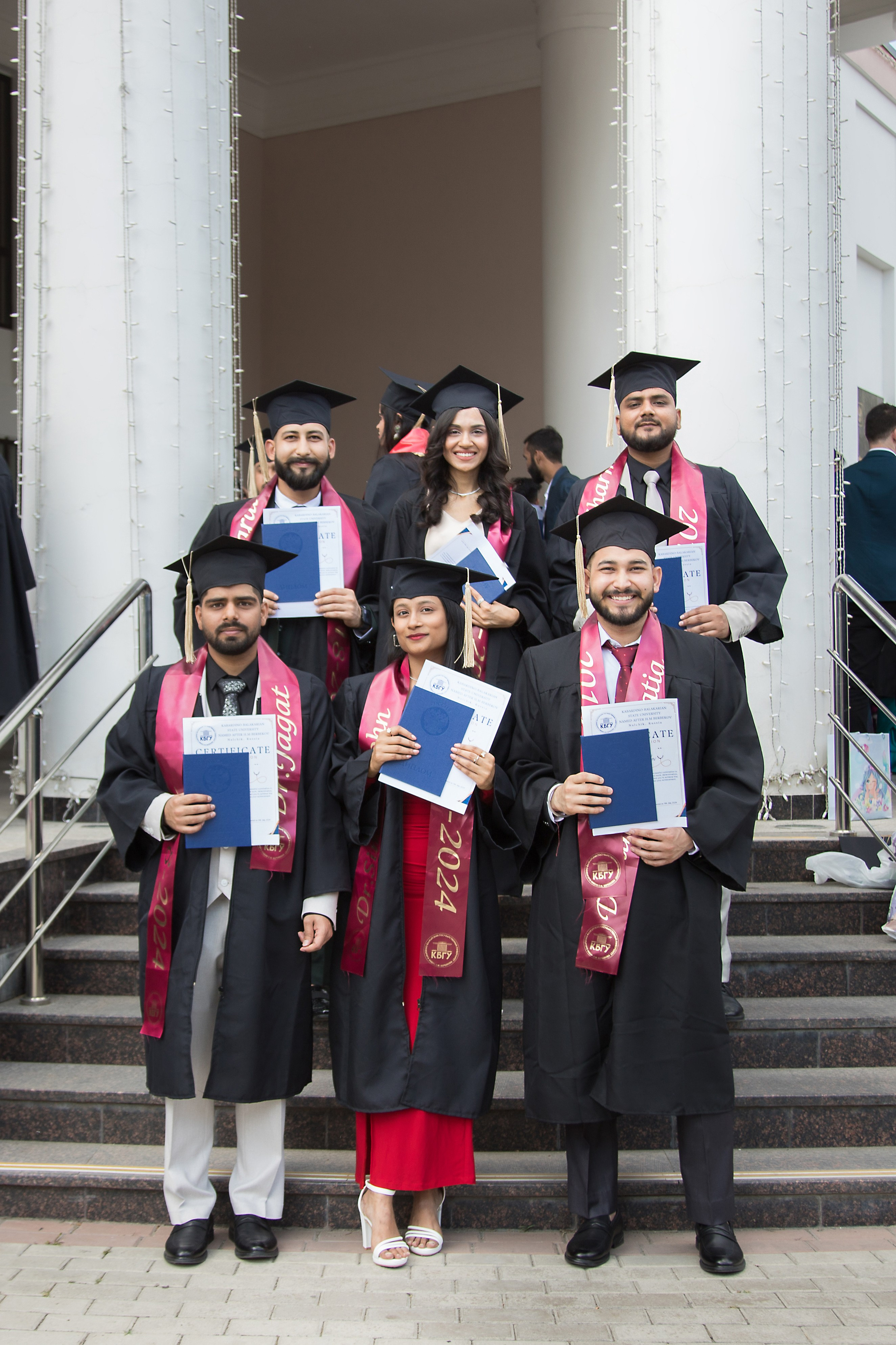 ВУЗ. Школьный фотограф в г. Нальчик Галимат Абитова