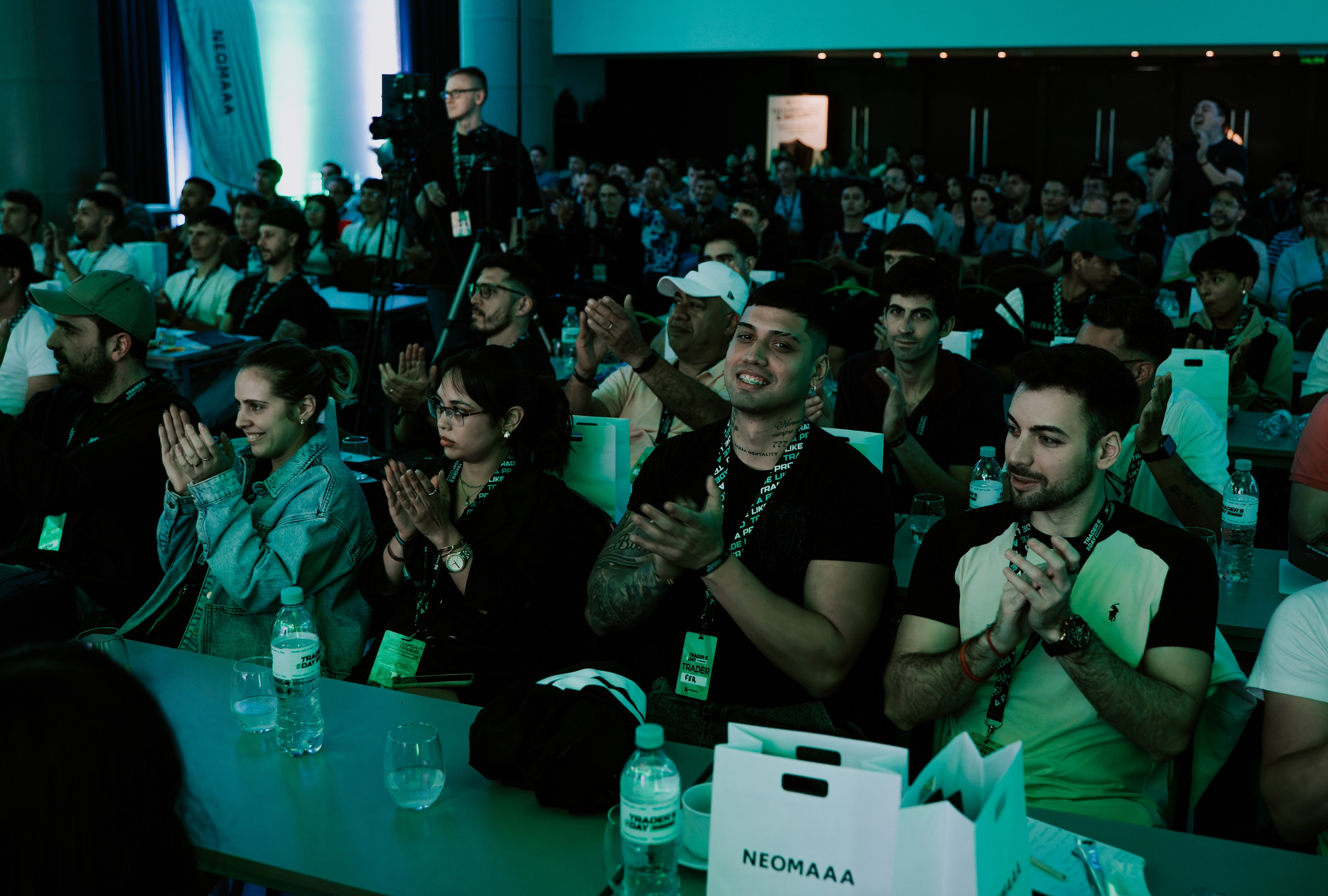 TRADERS DAY By NeomAAA Argentina. NeomAAA Funds Gallery