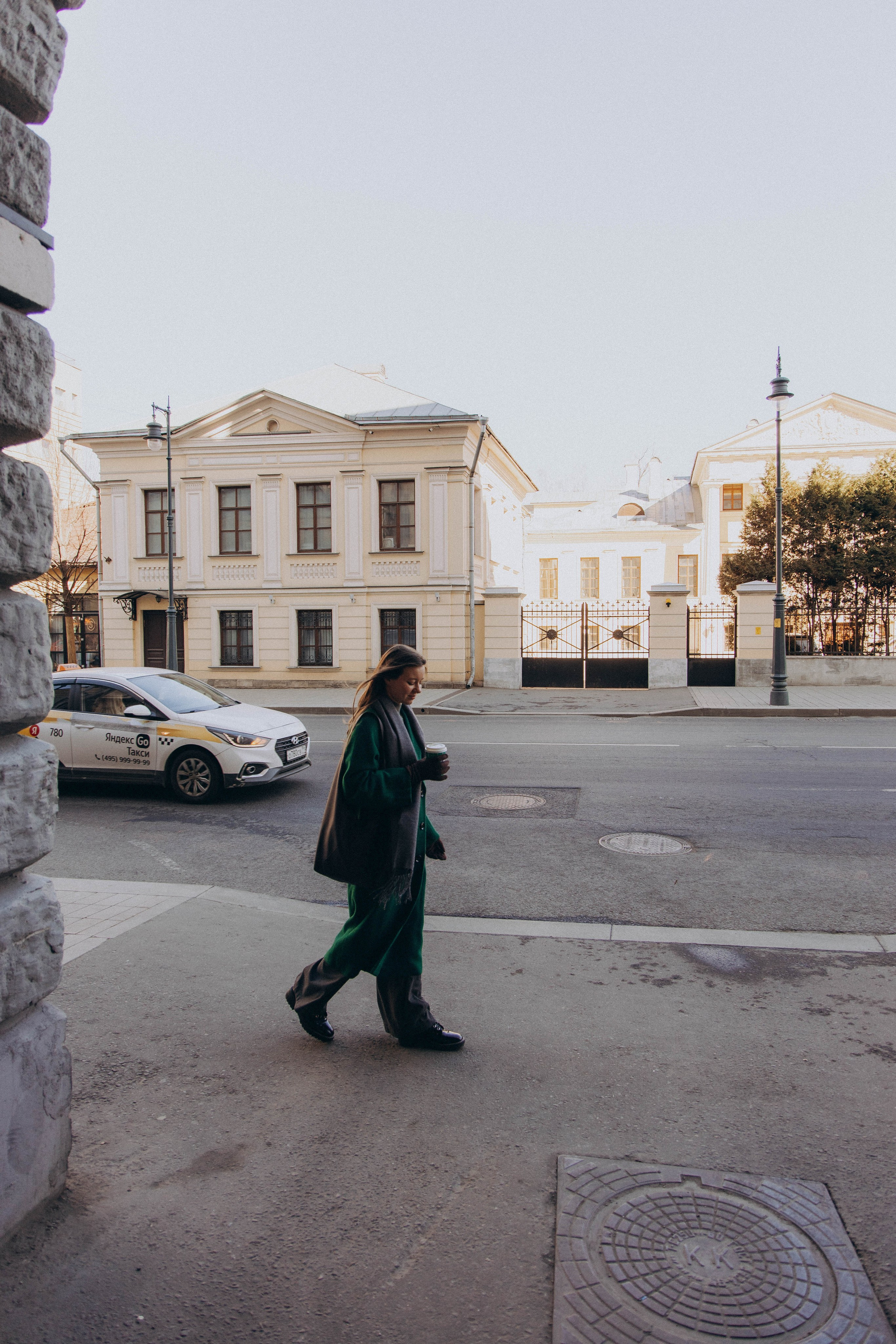 Мария прогулка в центре. Фотограф lifestylе в Москве Пшеничная Анастасия
