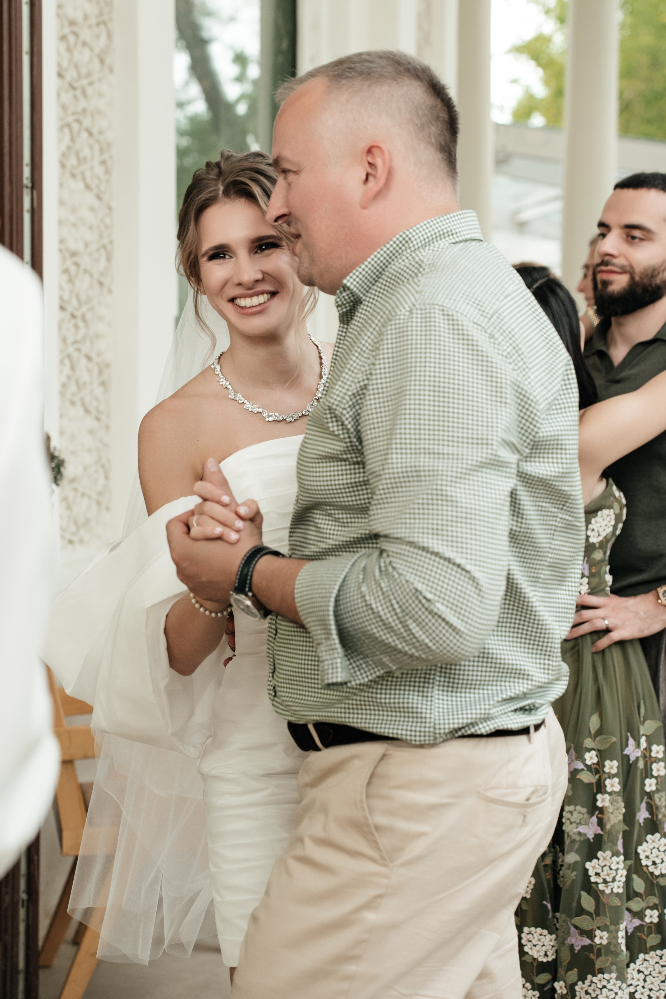 Ресторан Домик в саду, ВДНХ. Свадебный фотограф Москва Александра Аверкова