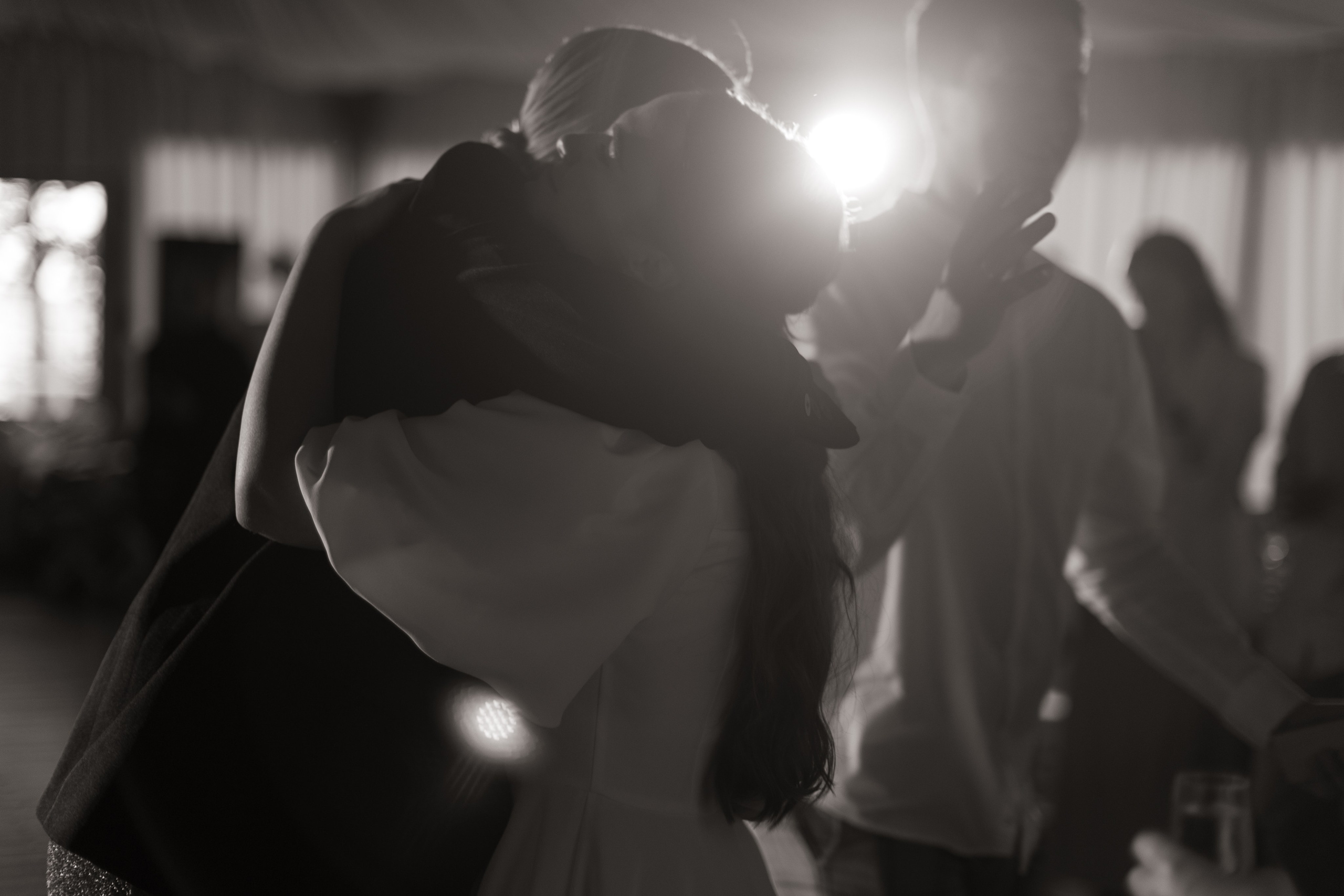 Виталий и Полина: свадьба загородом, где дождь не помеха. @dariazphoto свадебный фотограф