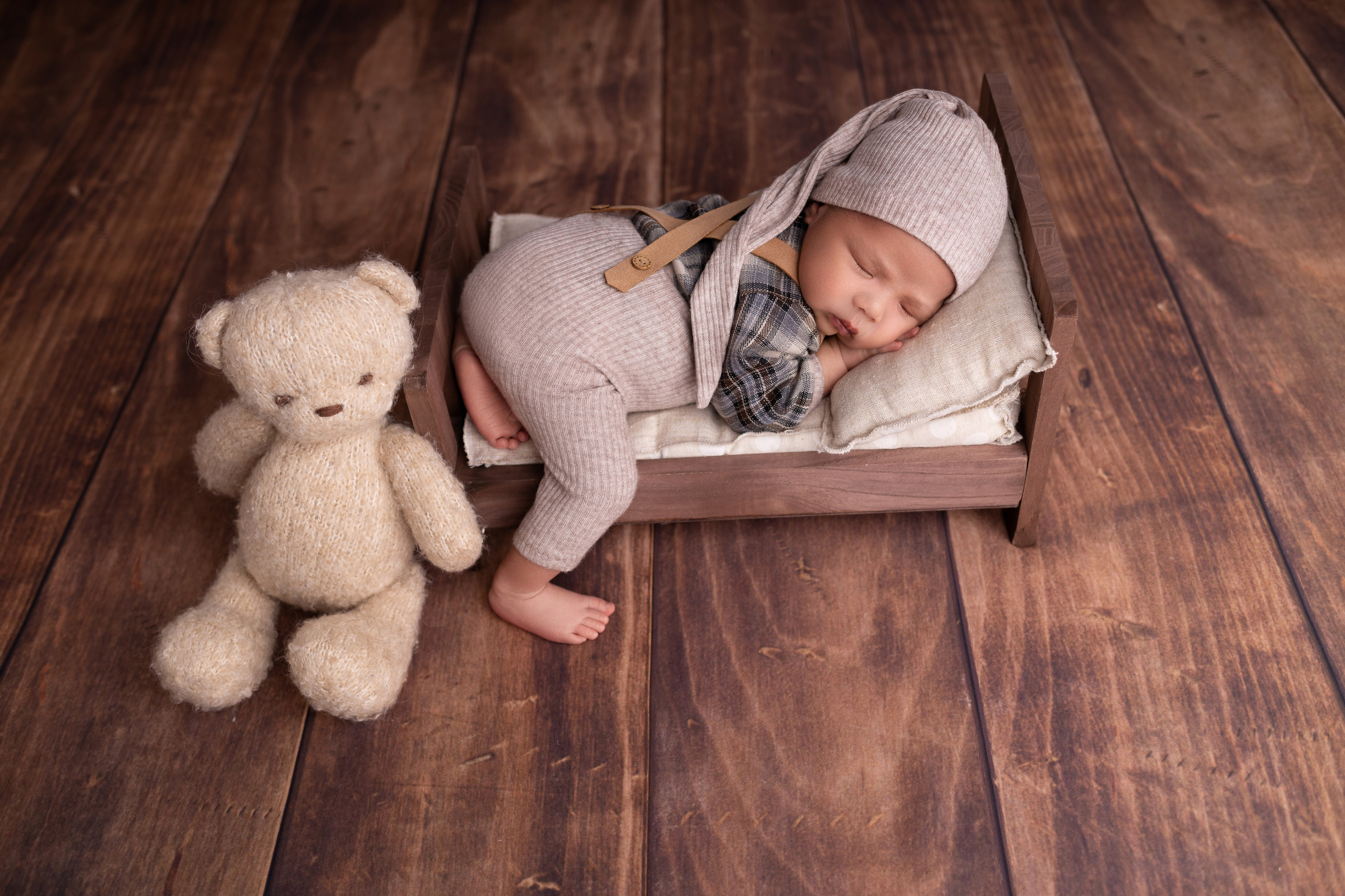 Классическая фотосессия малыша. Фотограф новорожденных малышей в Омске и Омской области Эльвира Камаева