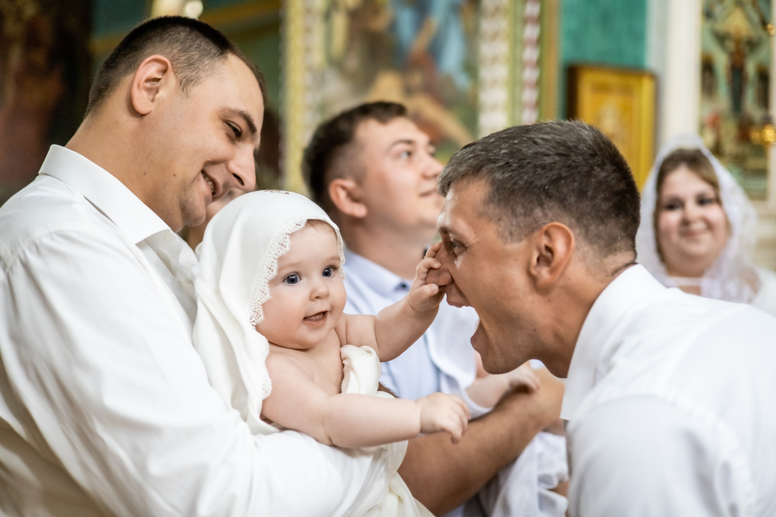 Крещение Ульяны и Вероники. Фотограф Надежда Лукьянова