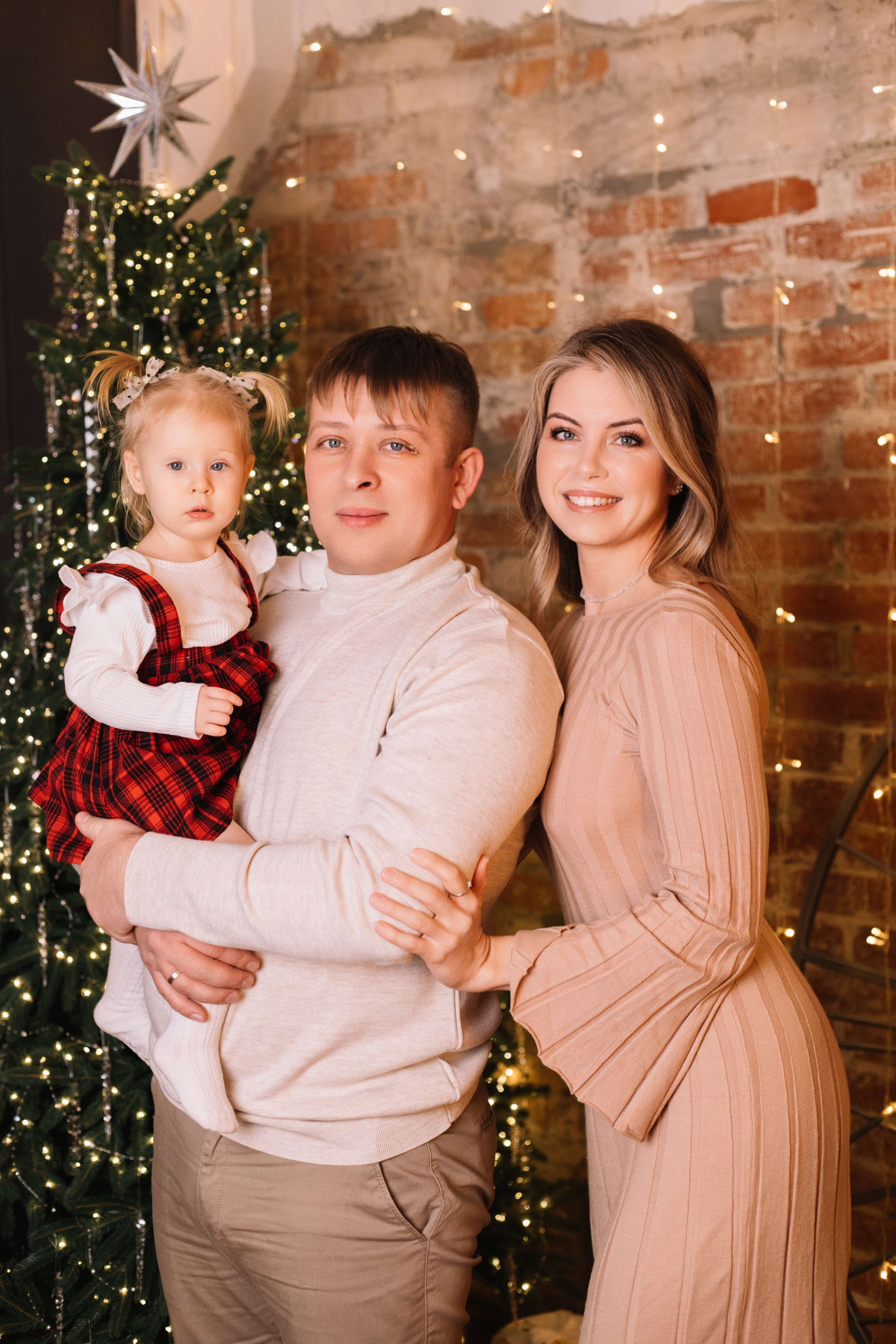 Катюша, Тарас, Ариша. Фотограф Красноярск Алина Степанчишина