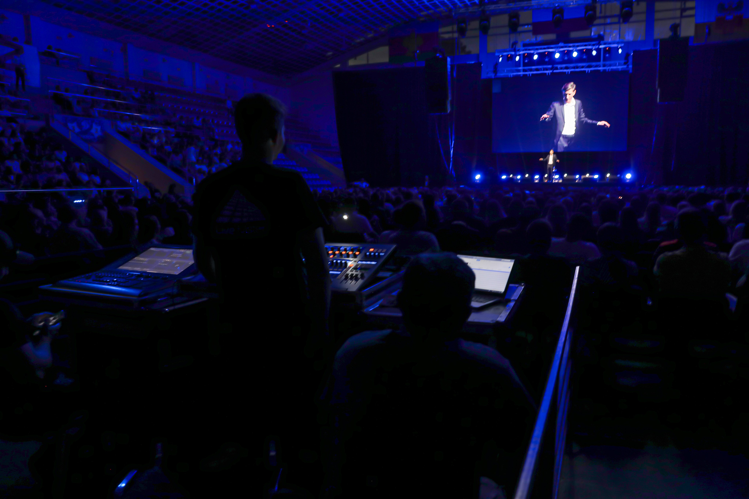 «ПАВЕЛ ВОЛЯ STAND-UP». Photographer Viktoriya Markushina «My world throug»