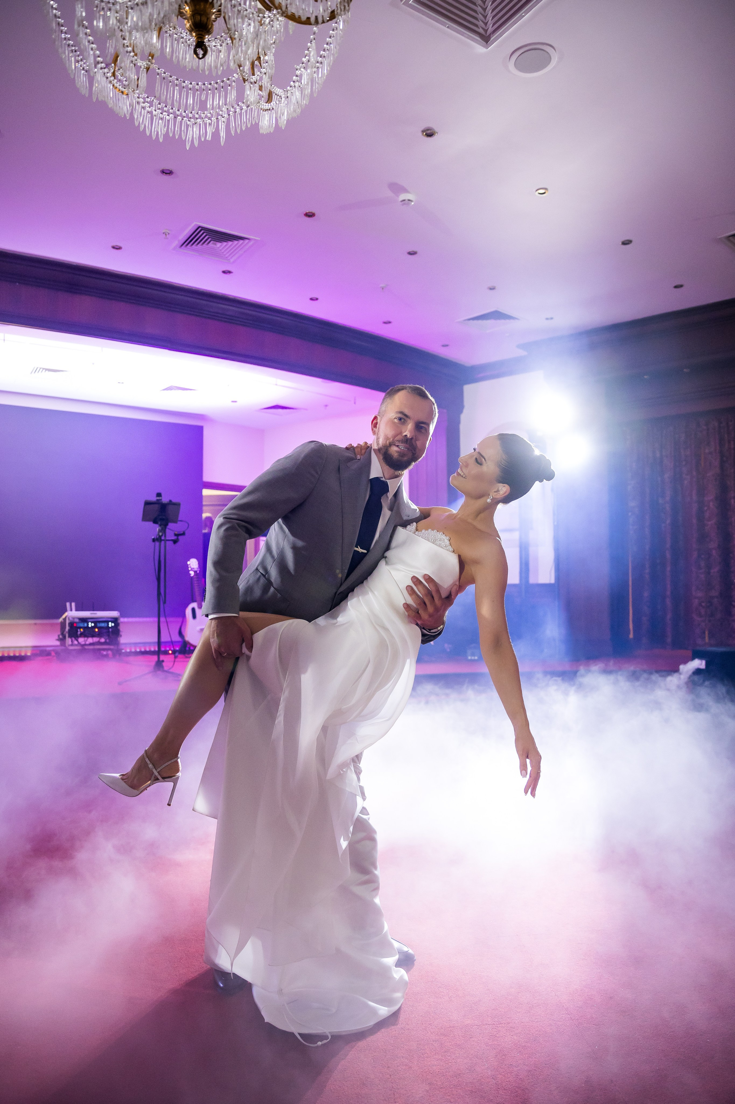 Роман и Елена. Фотограф FOTOBANKA