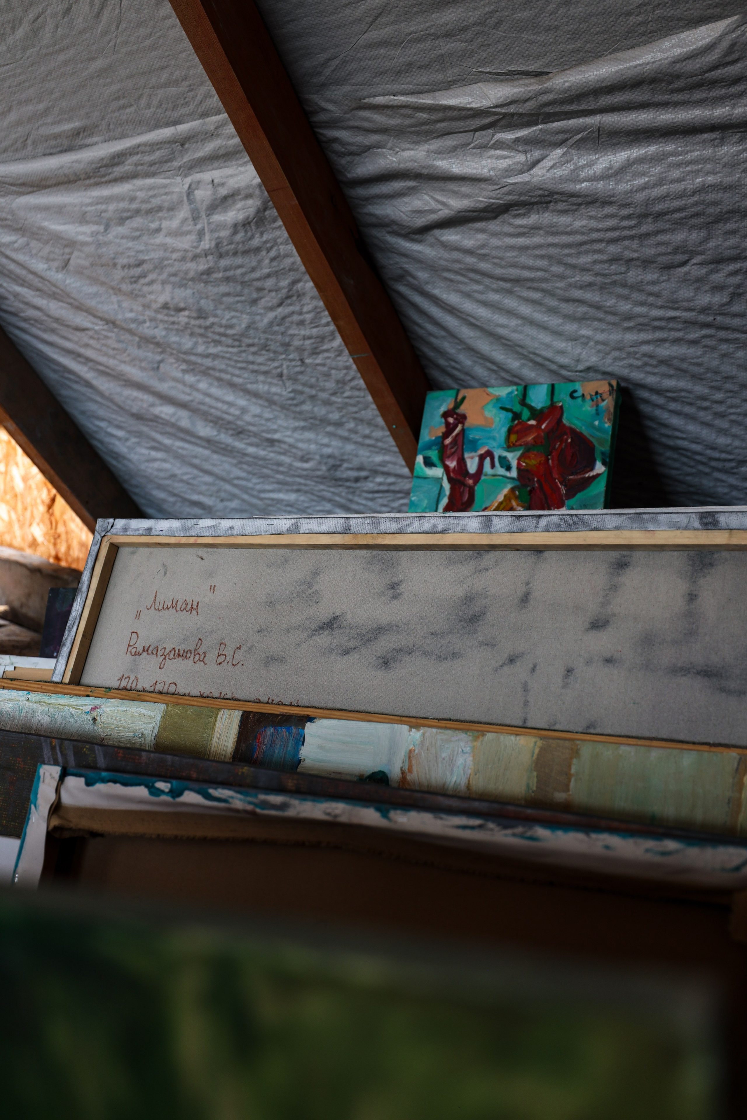 Художники Ренат Рамазанов и Александра Сырбу. Дженбаз Павел — фотограф в Ялте