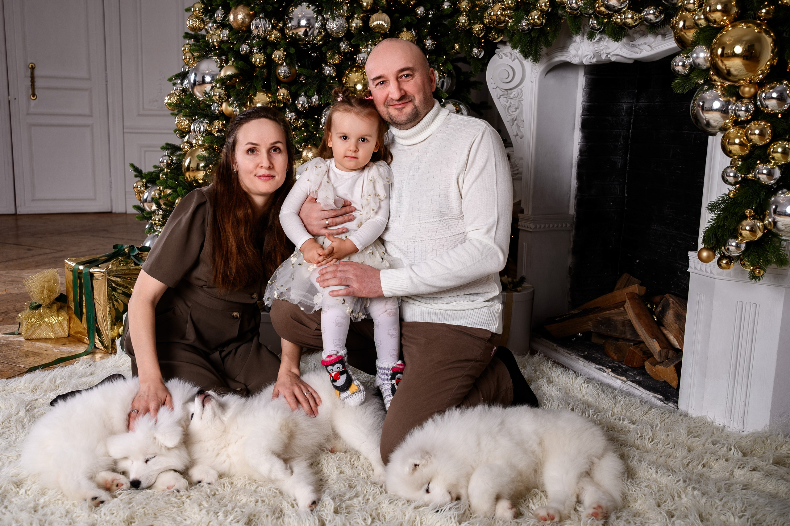 Фотосессия в студии, услуги и цены у профессионального портретного фотографа в СПб. Фотостудия, Портрет, Ню, Будуар, Детская фотосессия. Фотограф Алексей Лукин. Профессиональная фотосъёмка в Санкт-Петербурге. Обработка и Ретушь фотографий