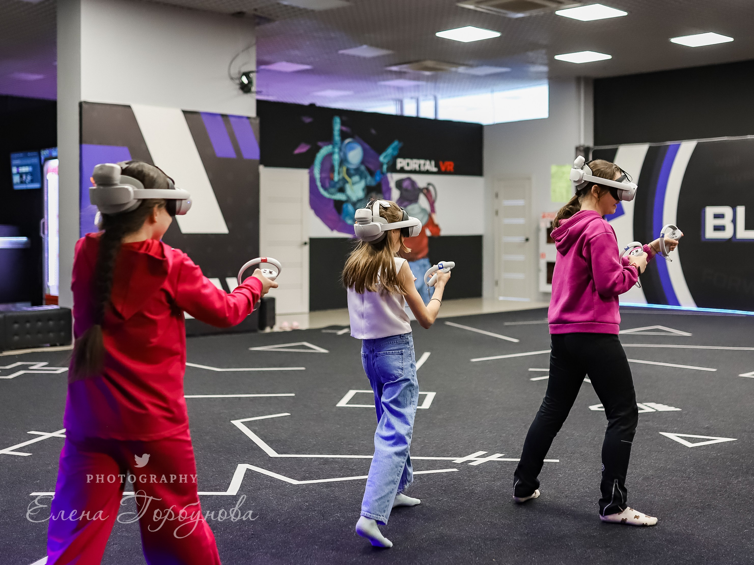 Репортаж в виртуальной реальности. Май 2024. Фотограф Пермь. Свадьбы. Семья и дети, школа, д. сад. Фотокниги