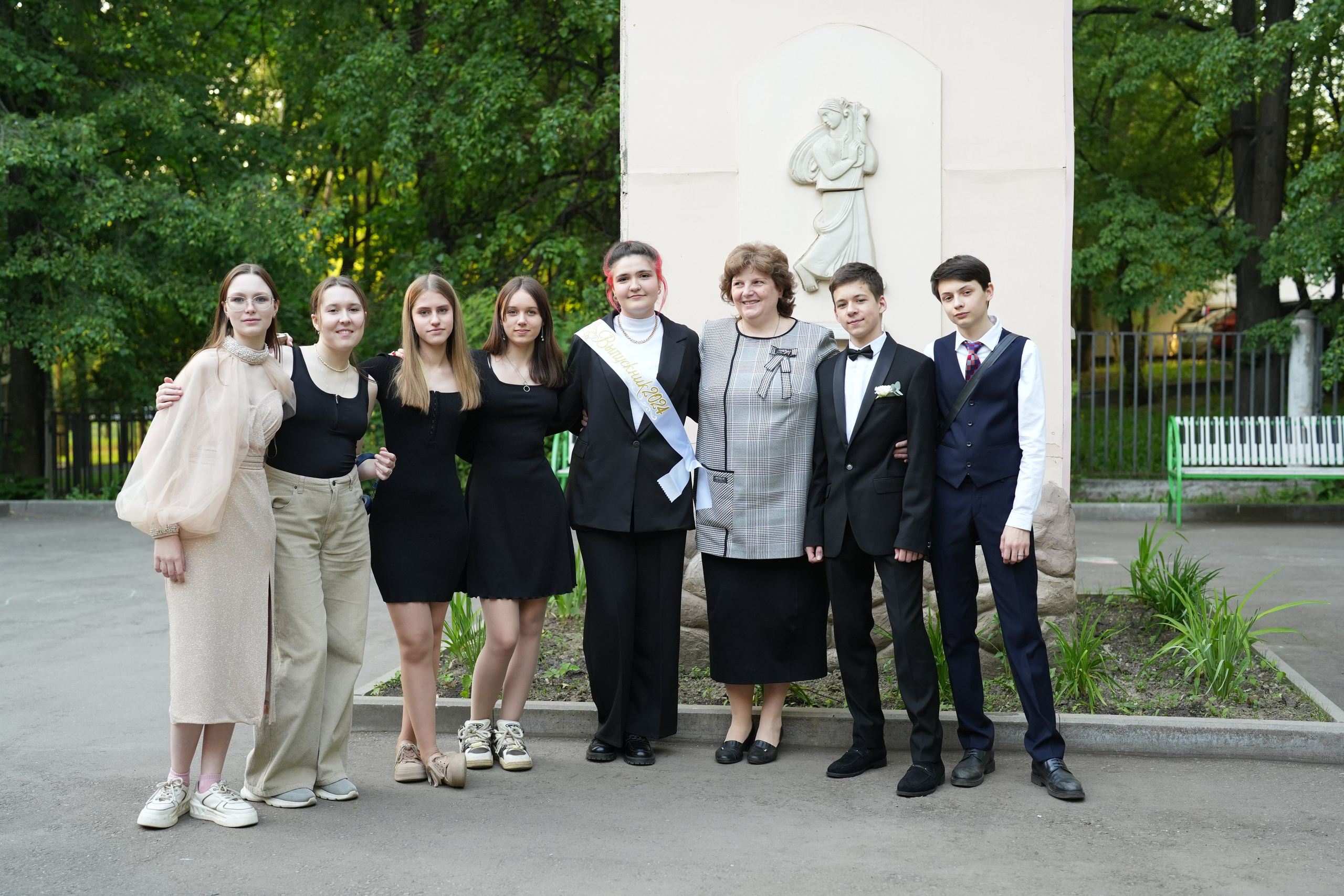 Выпускной в музыкально-хоровой школе г. Москвы № 106. Семейный и детский фотограф в Москве Оксана Чибизова