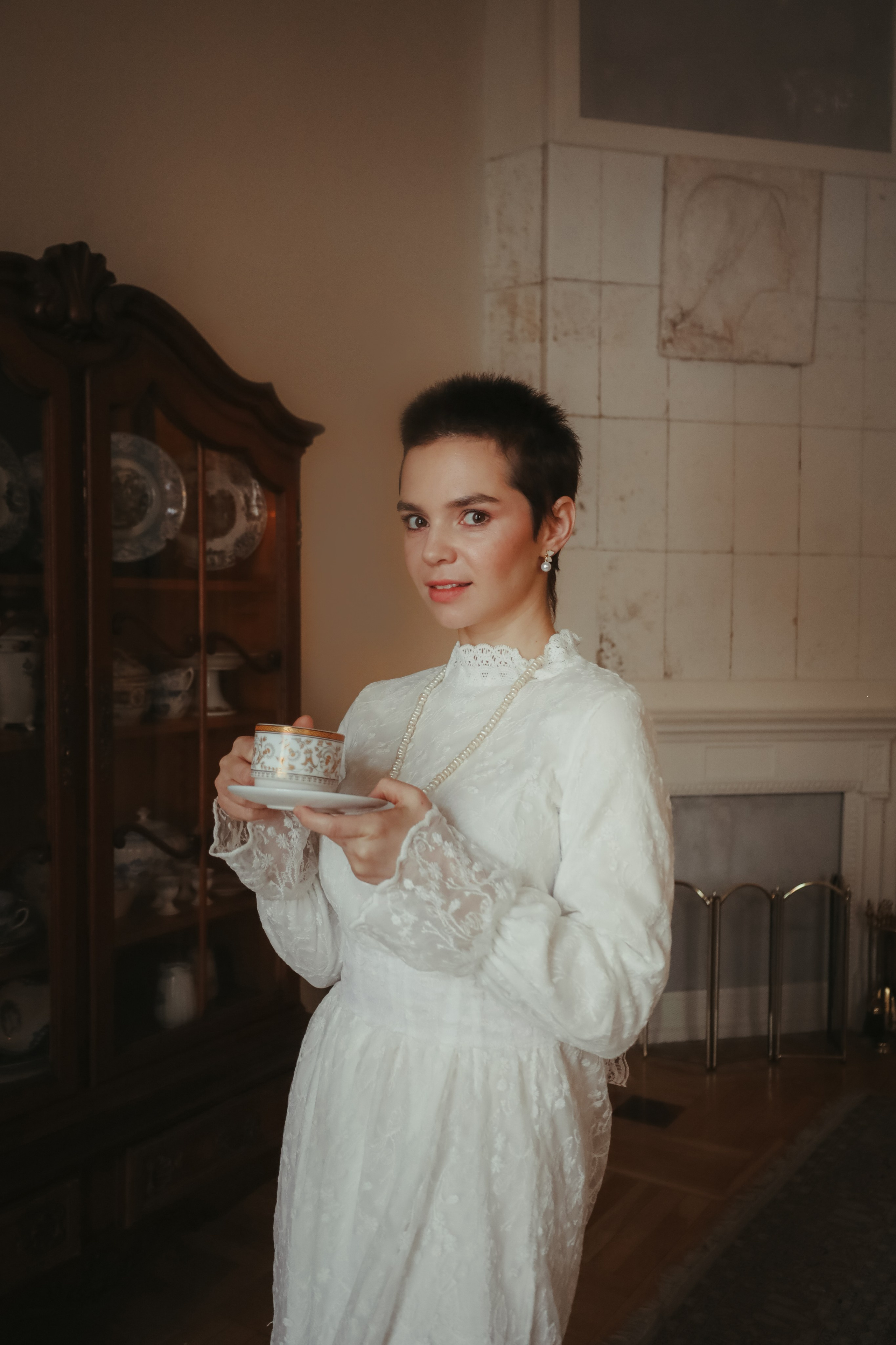 Актриса в особняке. Фотограф Химки Анна Татарских