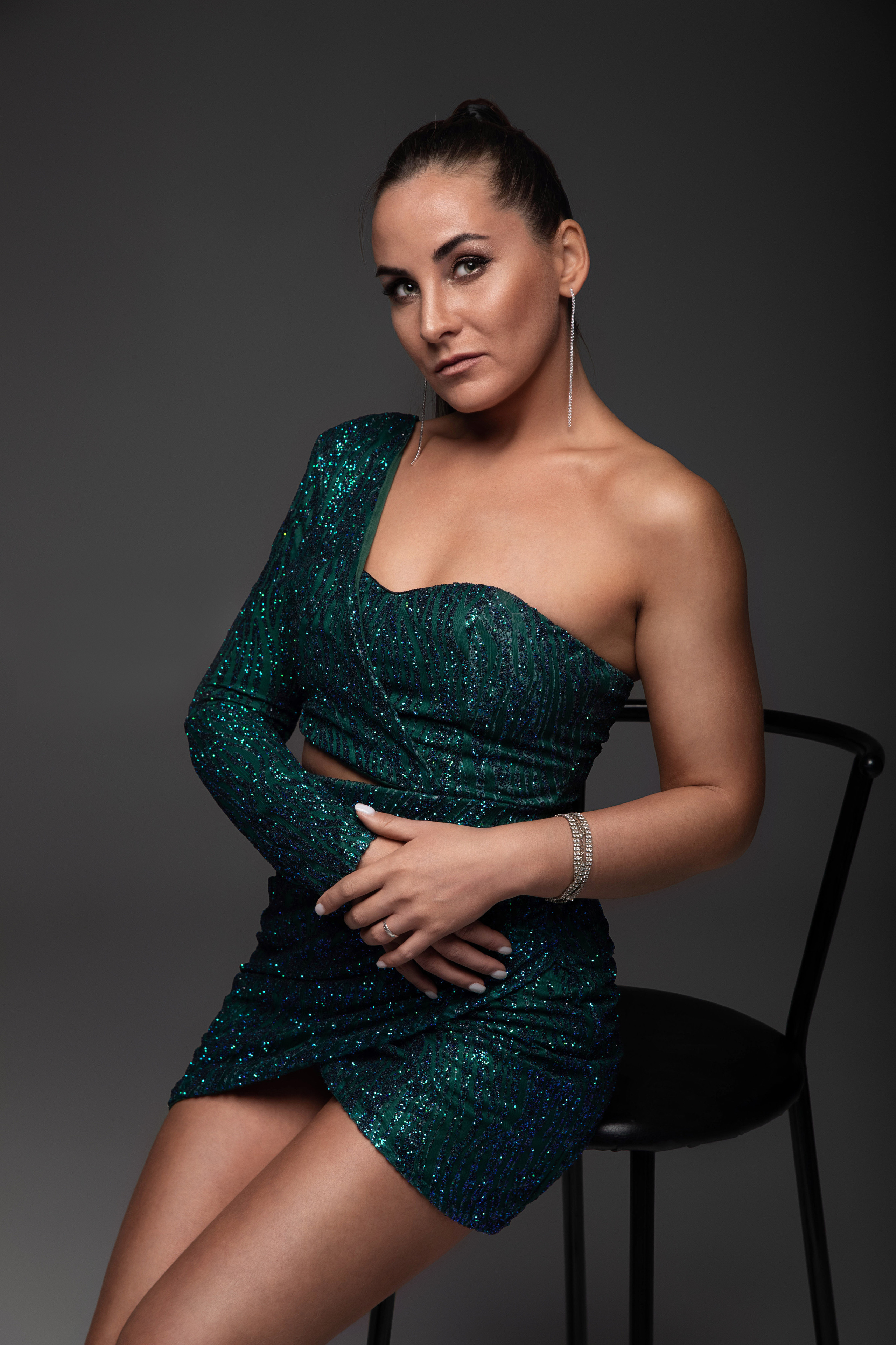 Портреты в стиле VOGUE. Студийный фотограф Пермь