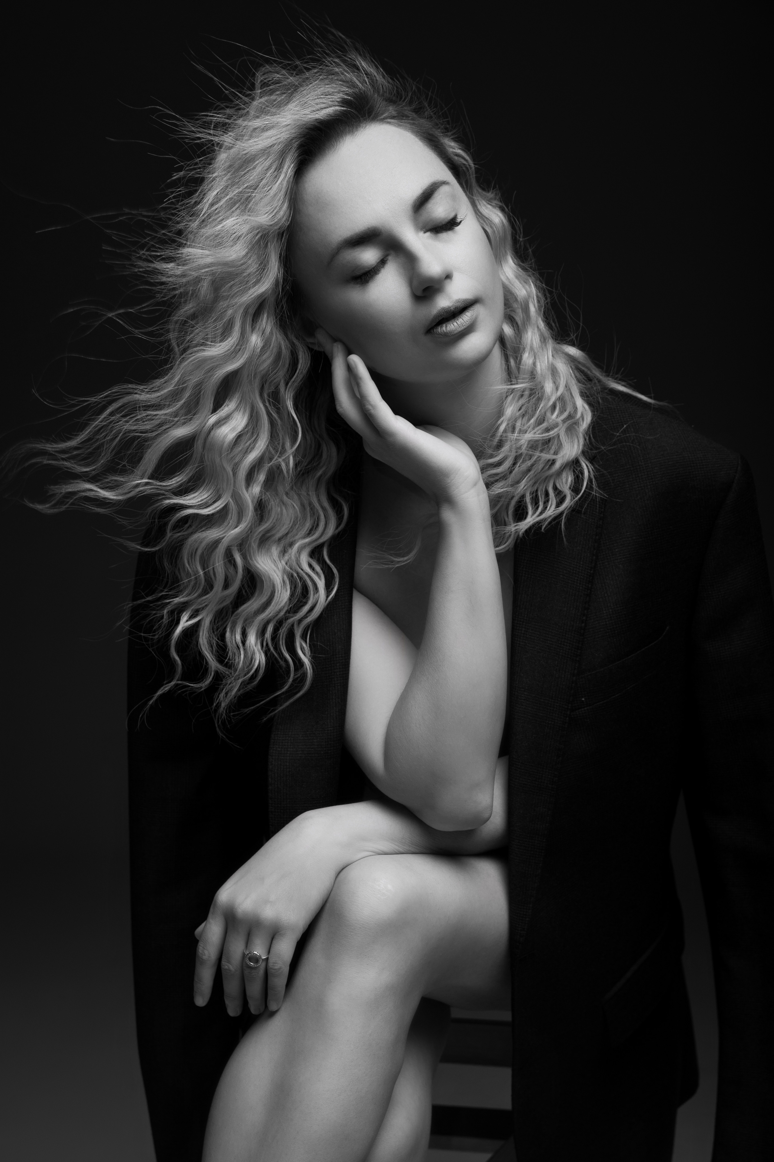 Портреты в стиле VOGUE. Студийный фотограф Пермь