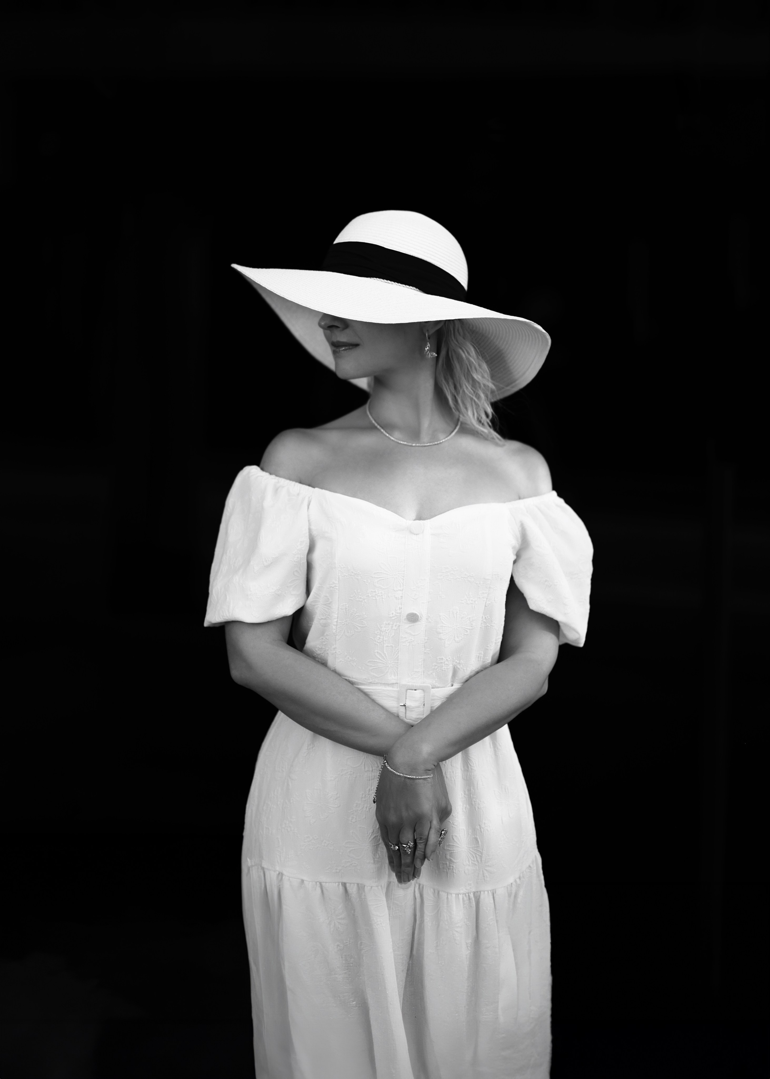 MONOCHROME. Shamirov Arkadiy