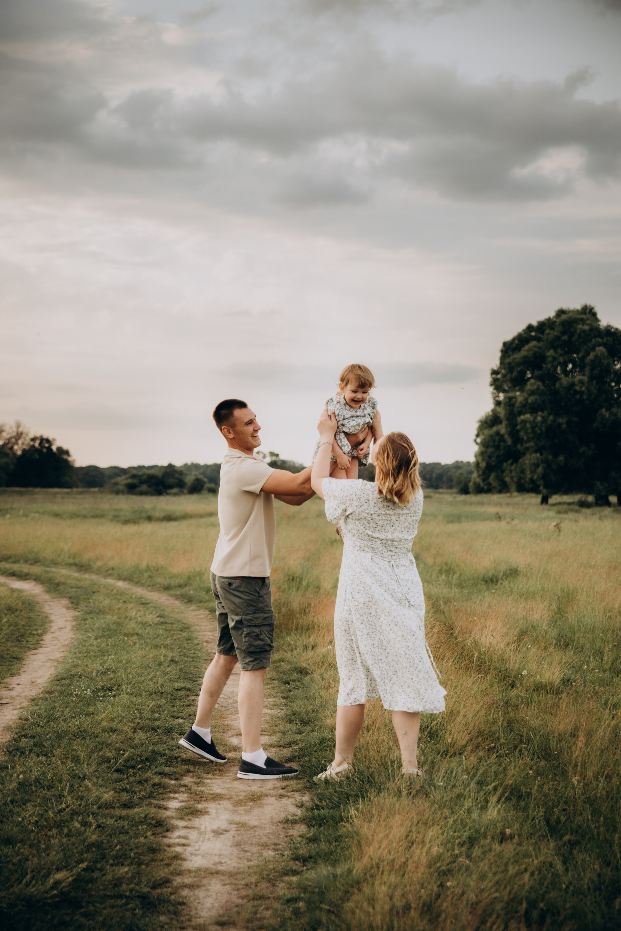 Семейная съёмка. Www.photojuliaukol.ru