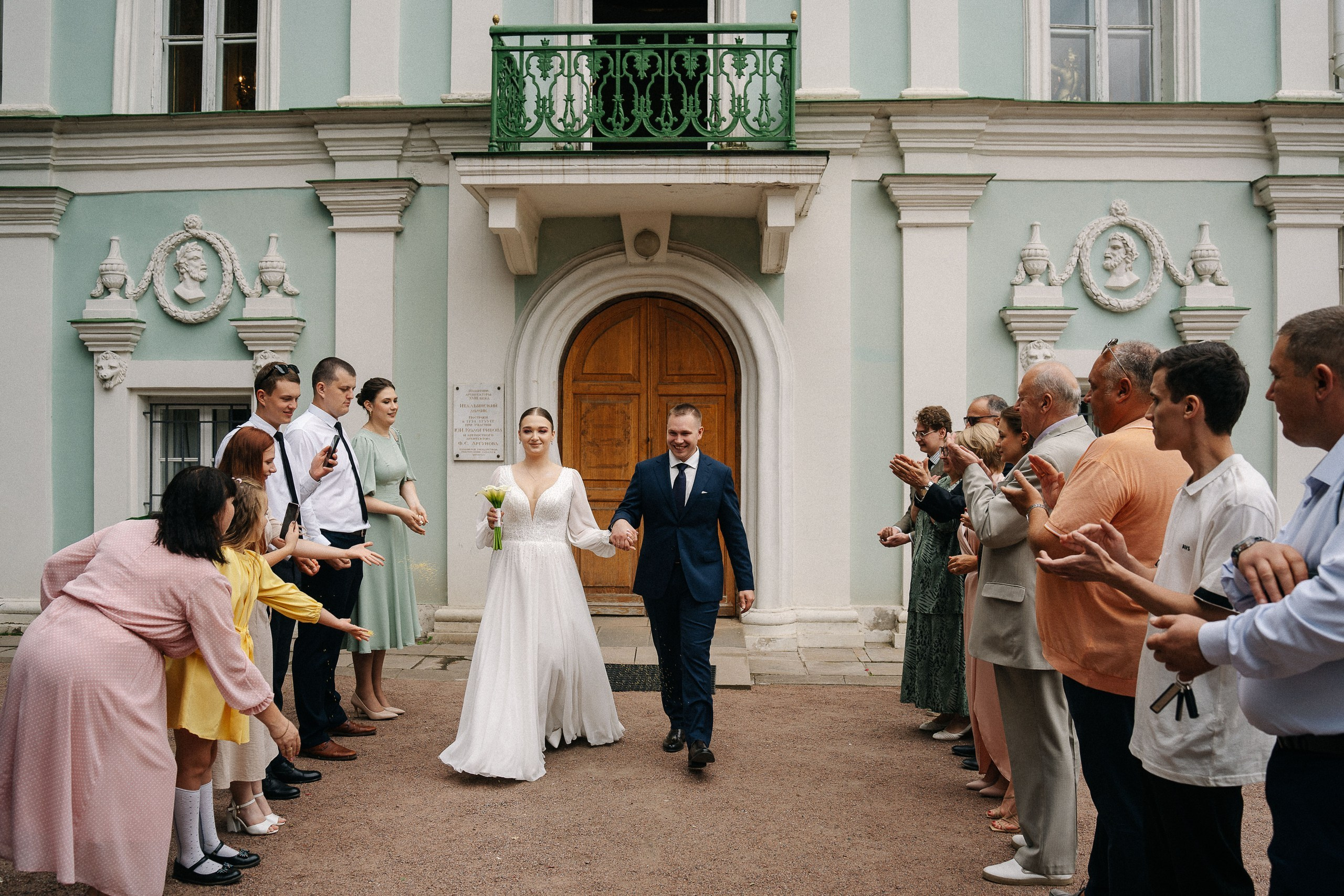 Свадебная фотосессия в Кусково и роспись в Итальянском дворике