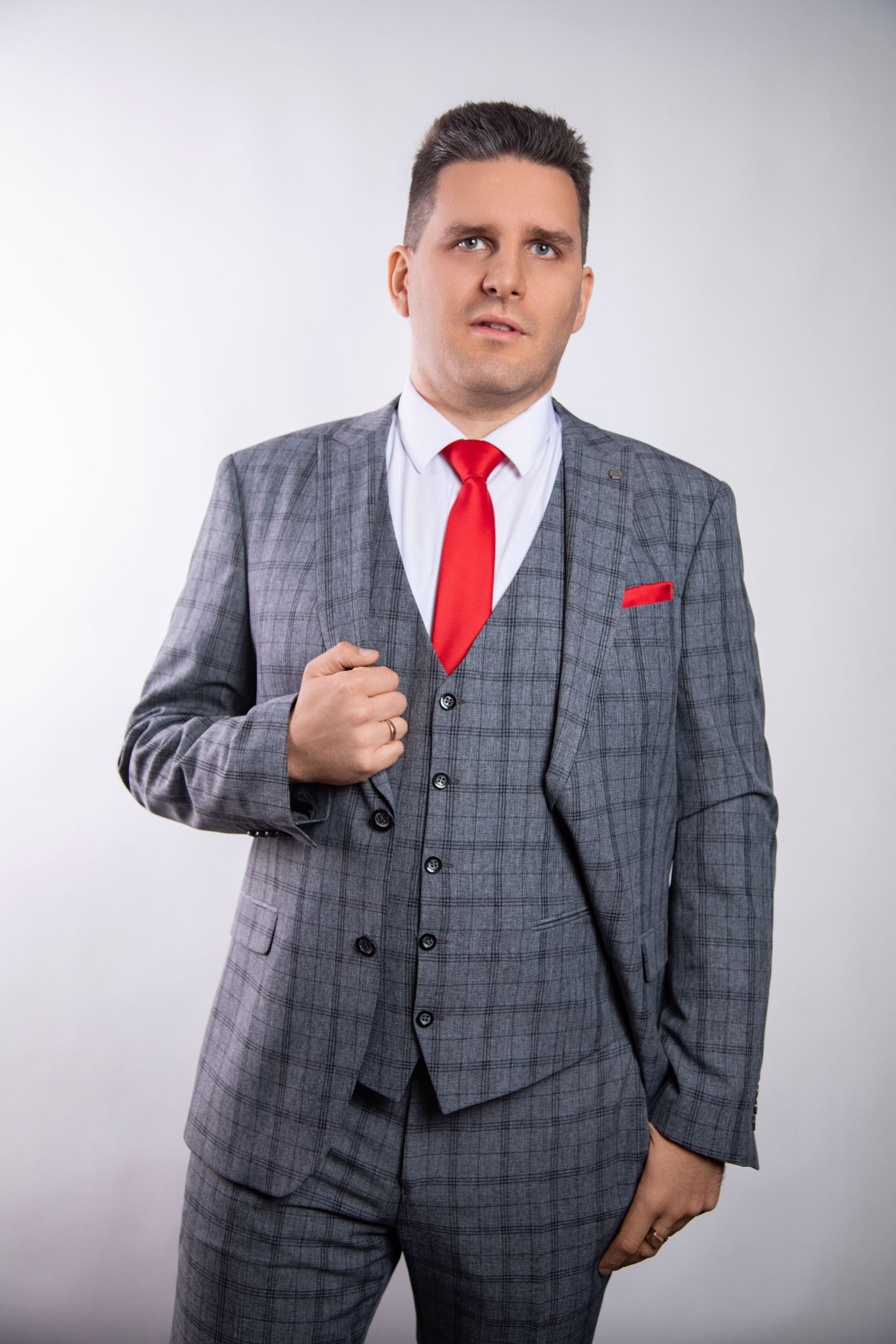 Пример мужской фотосессии MAX 90 минут | Бизнес Fotogen. Интерьерная фотостудия FOTOGEN г. Краснодар