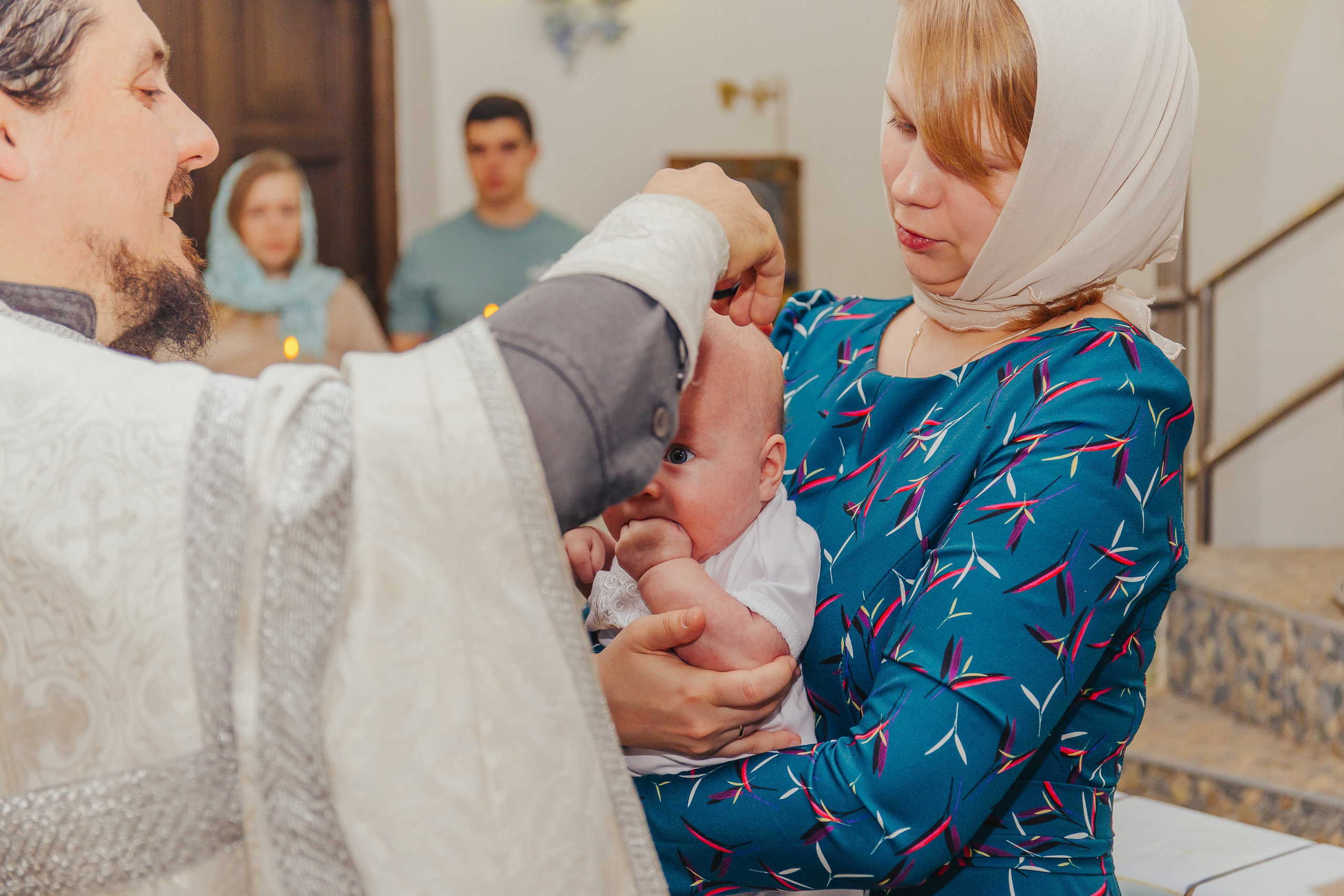 Крещение Михаила. Церковь Явления Пресвятой Богородицы. Фотограф новорожденных и детский в Сергиевом Посаде Кругликова Юлия