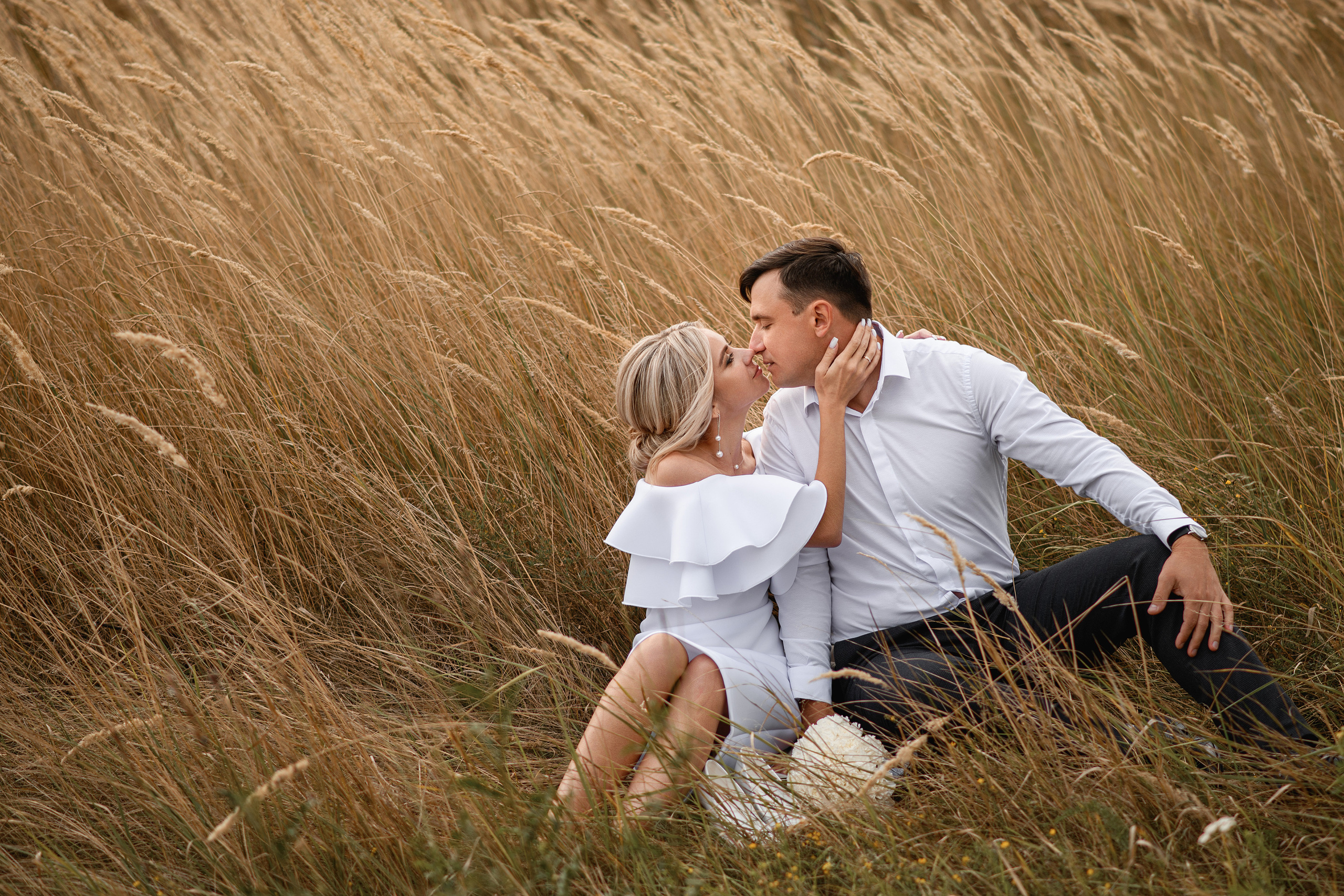 Николай и Эля. Свадебный фотограф Белгород Валуйки Старый Оскол Воронеж