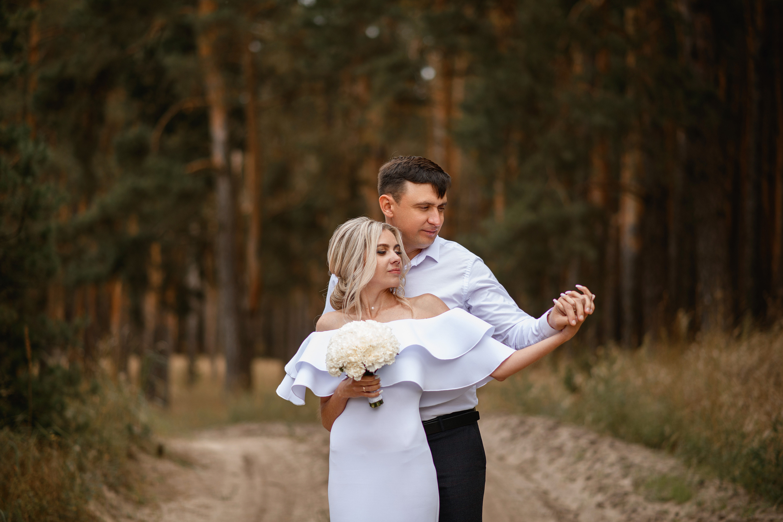 Николай и Эля. Свадебный фотограф Белгород Валуйки Старый Оскол Воронеж