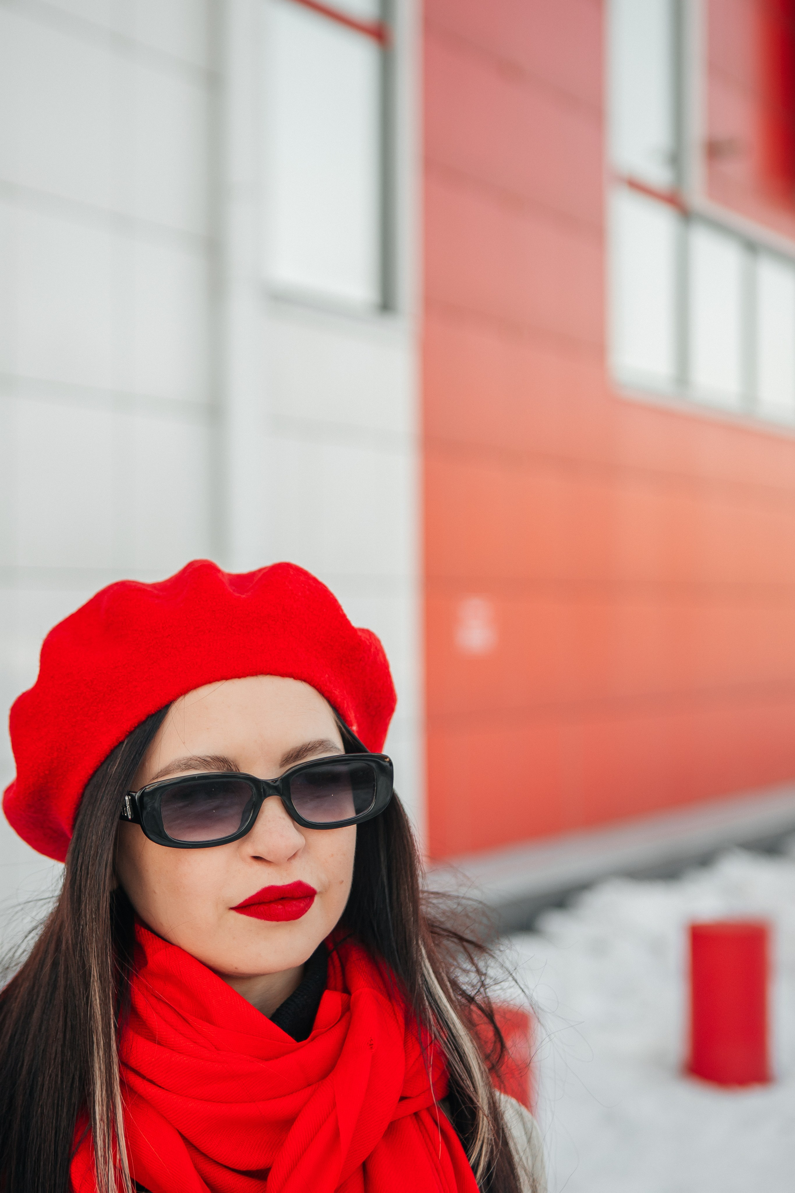 Фотосессия девушки в красном. Дарья Белякова. Свадебный, детский и семейный фотограф в городе Бийск