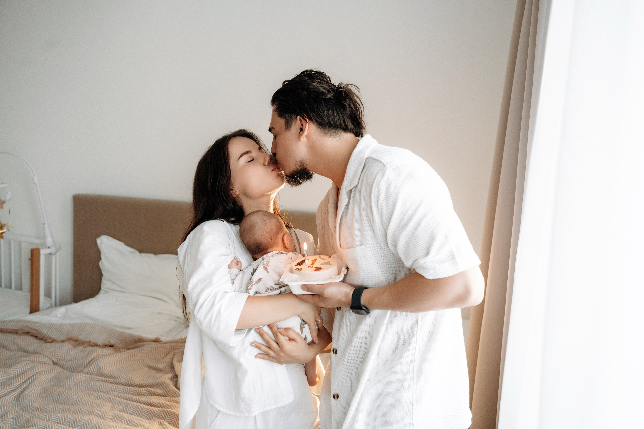 Малыш Марс дома с родителями. Семейный и свадебный фотограф в Ульяновске Арина Авдеева