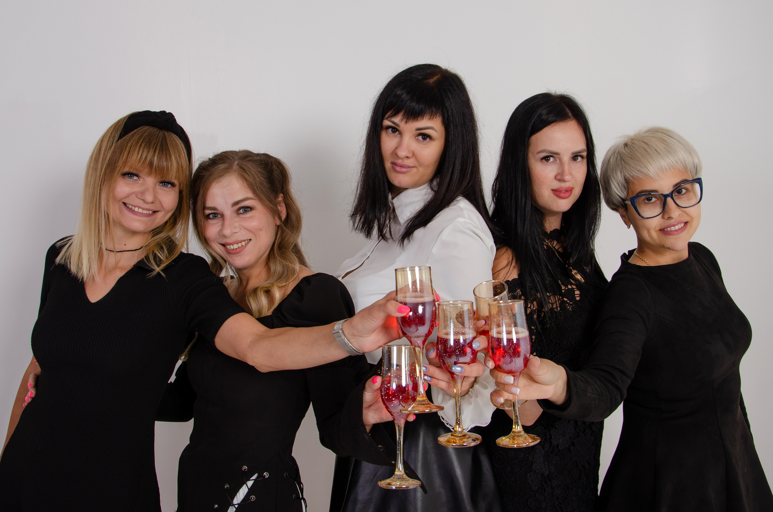 Фотограф Алексей Акуленко, фотосессия для именинника. «Окна» интерьерная фотостудия, г. Юрга