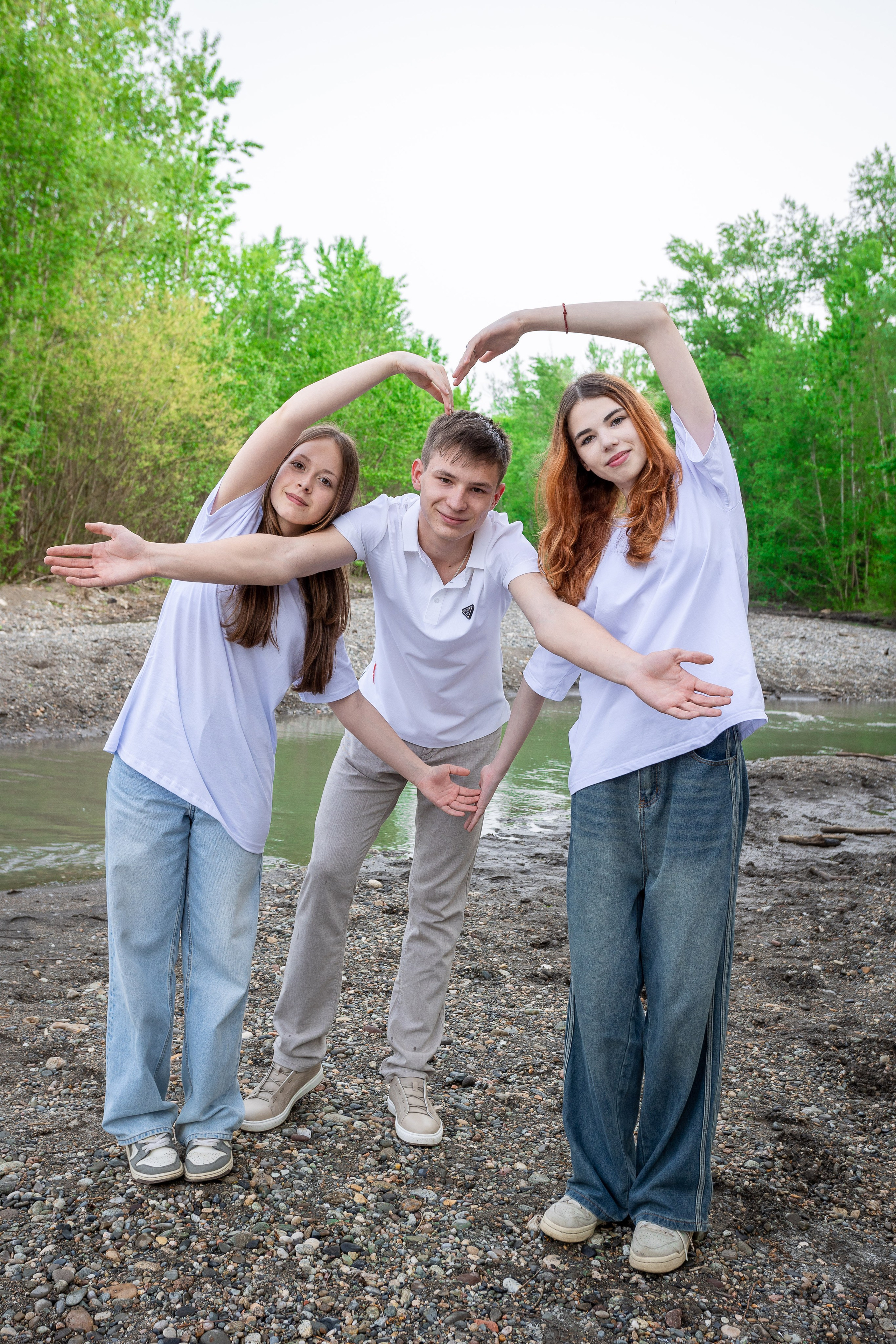 Уличная фотосессия на выпускной альбом. Выпускные альбомы Майкоп, Краснодар Елена Золотарева