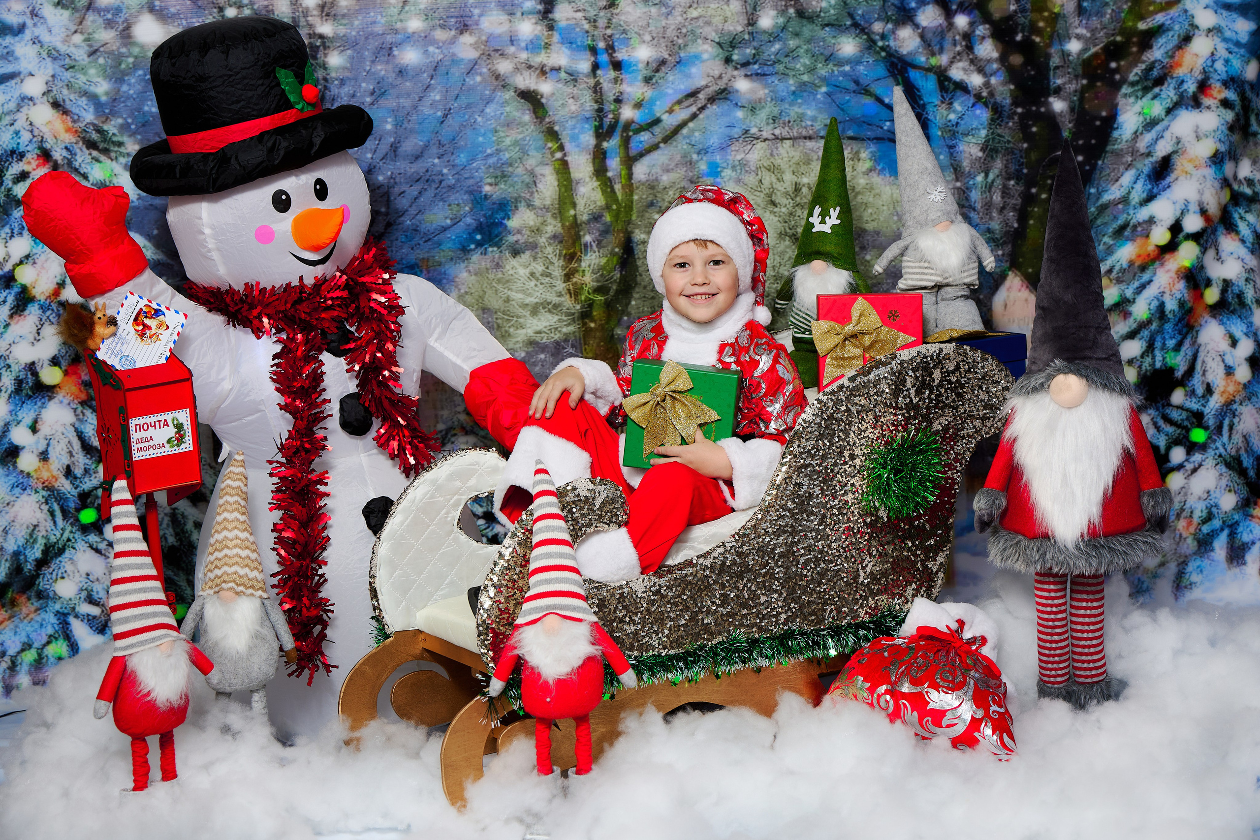 Дед Мороз и Снегурочка. Детская выездная фотостудия